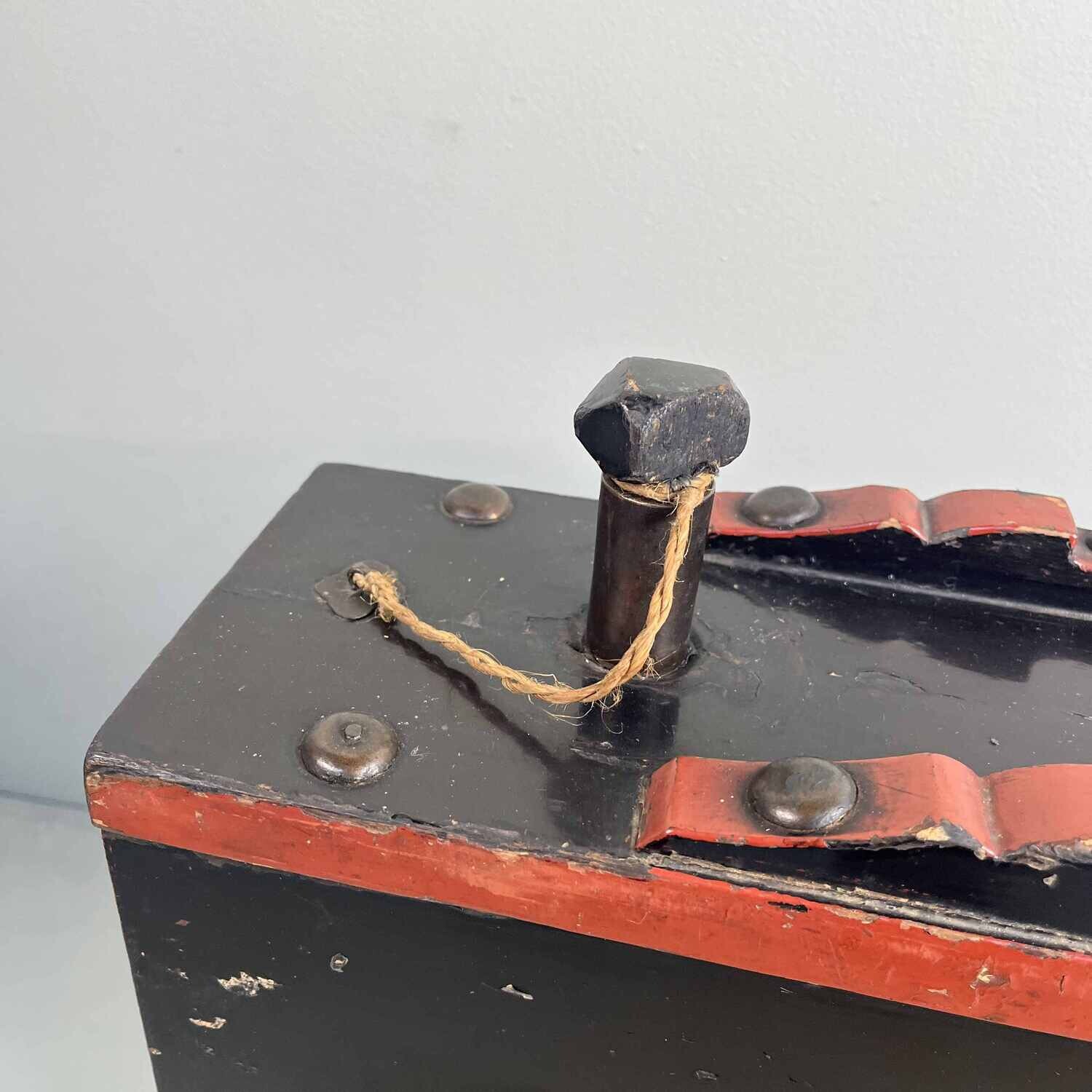 Sake Finger Barrel Sashidaru Japan (1603-1868)