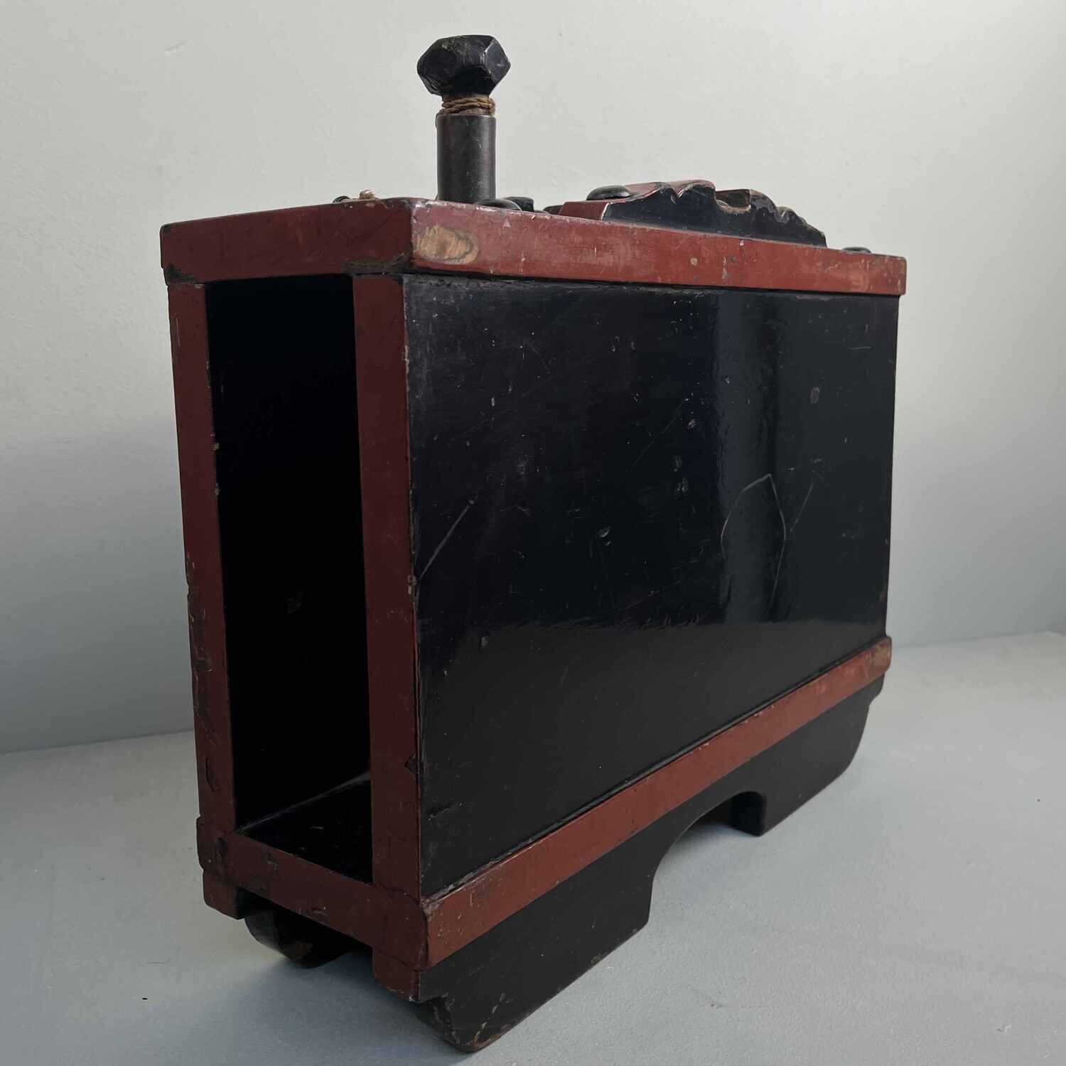 Sake Finger Barrel Sashidaru Japan (1603-1868)