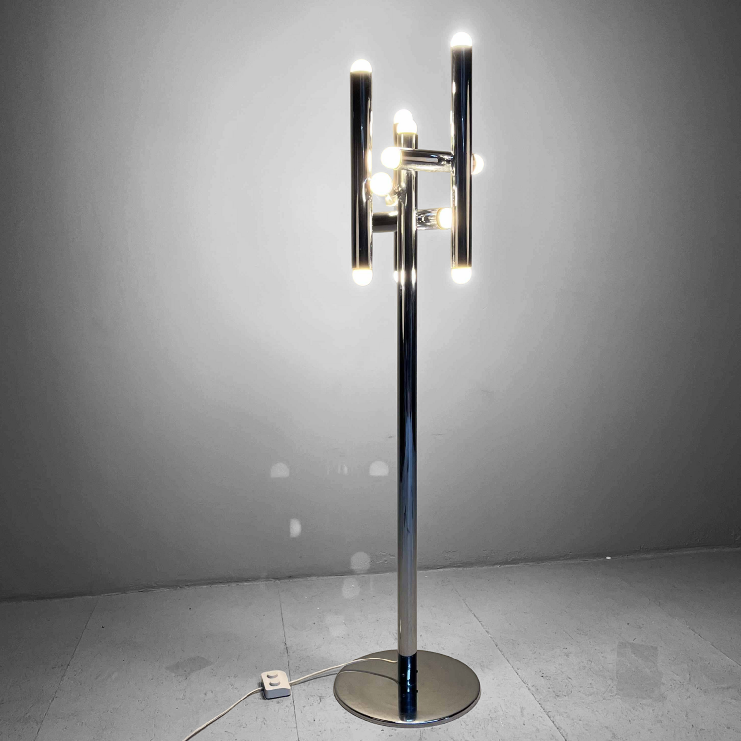 Buisvormige Chrome Design Vloerlamp, Italy
