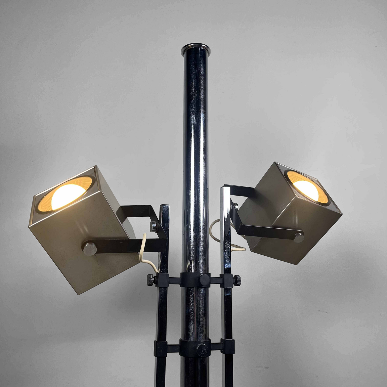 Adjustable Mid Century Floor Lamp by Pat Hoffman for Lucitalia, 70s