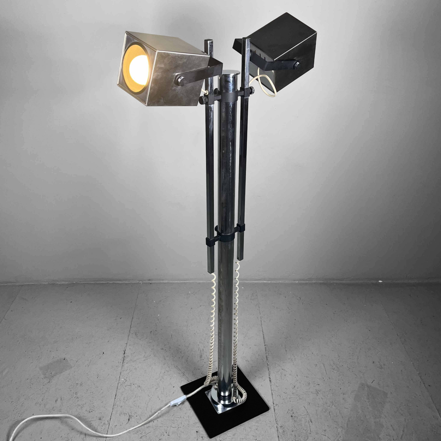 Adjustable Mid Century Floor Lamp by Pat Hoffman for Lucitalia, 70s