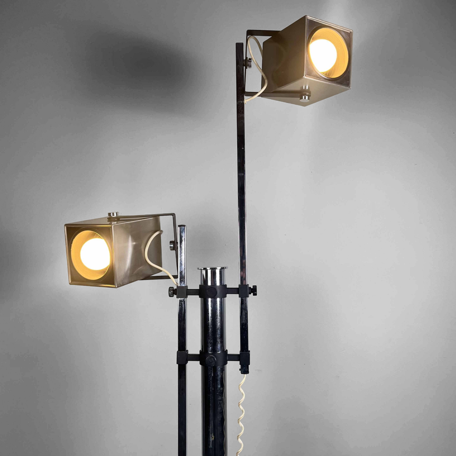 Adjustable Mid Century Floor Lamp by Pat Hoffman for Lucitalia, 70s