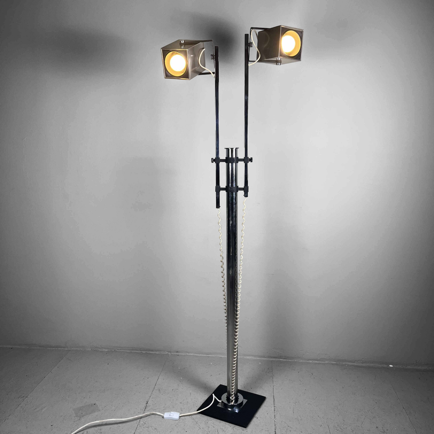 Adjustable Mid Century Floor Lamp by Pat Hoffman for Lucitalia, 70s