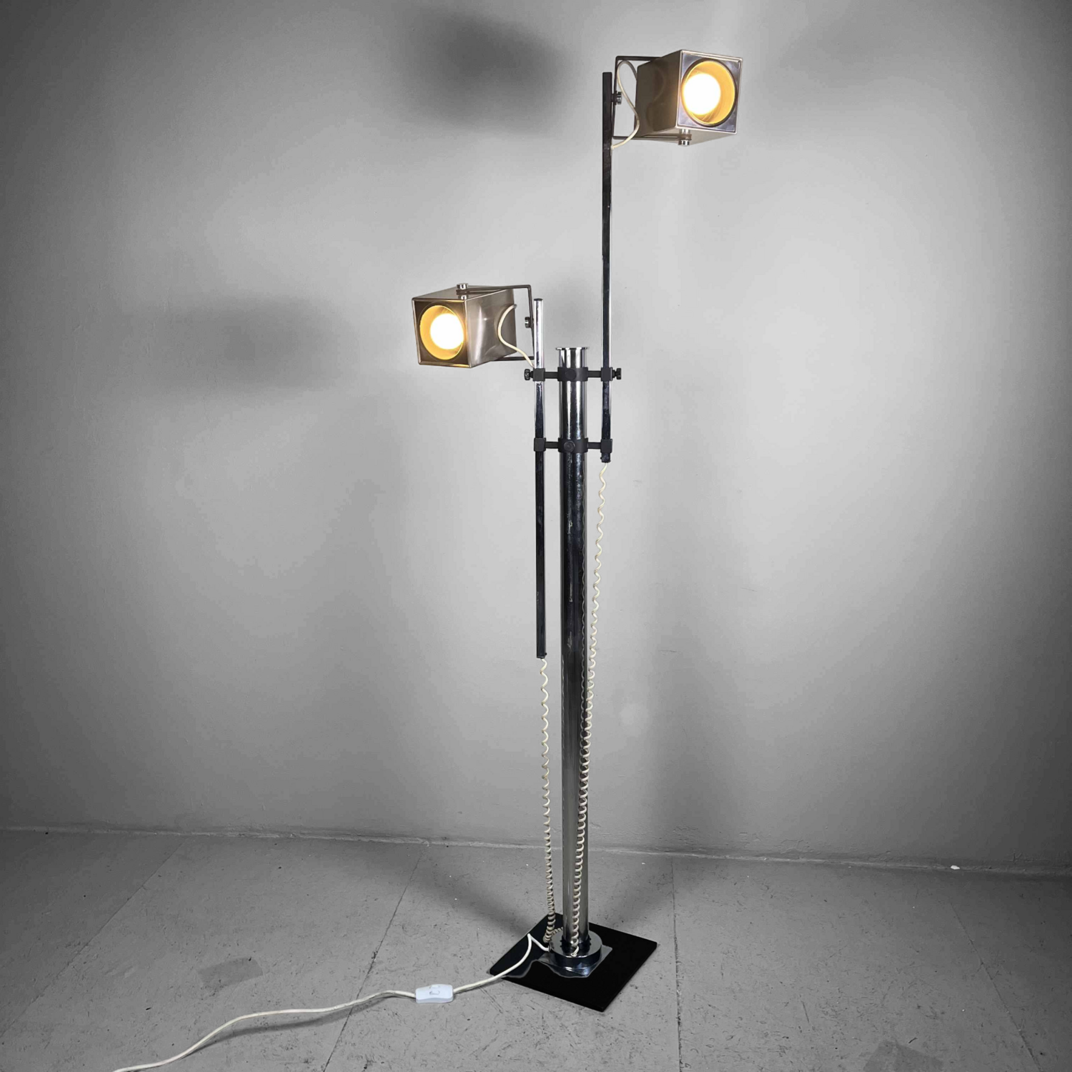 Adjustable Mid Century Floor Lamp by Pat Hoffman for Lucitalia, 70s