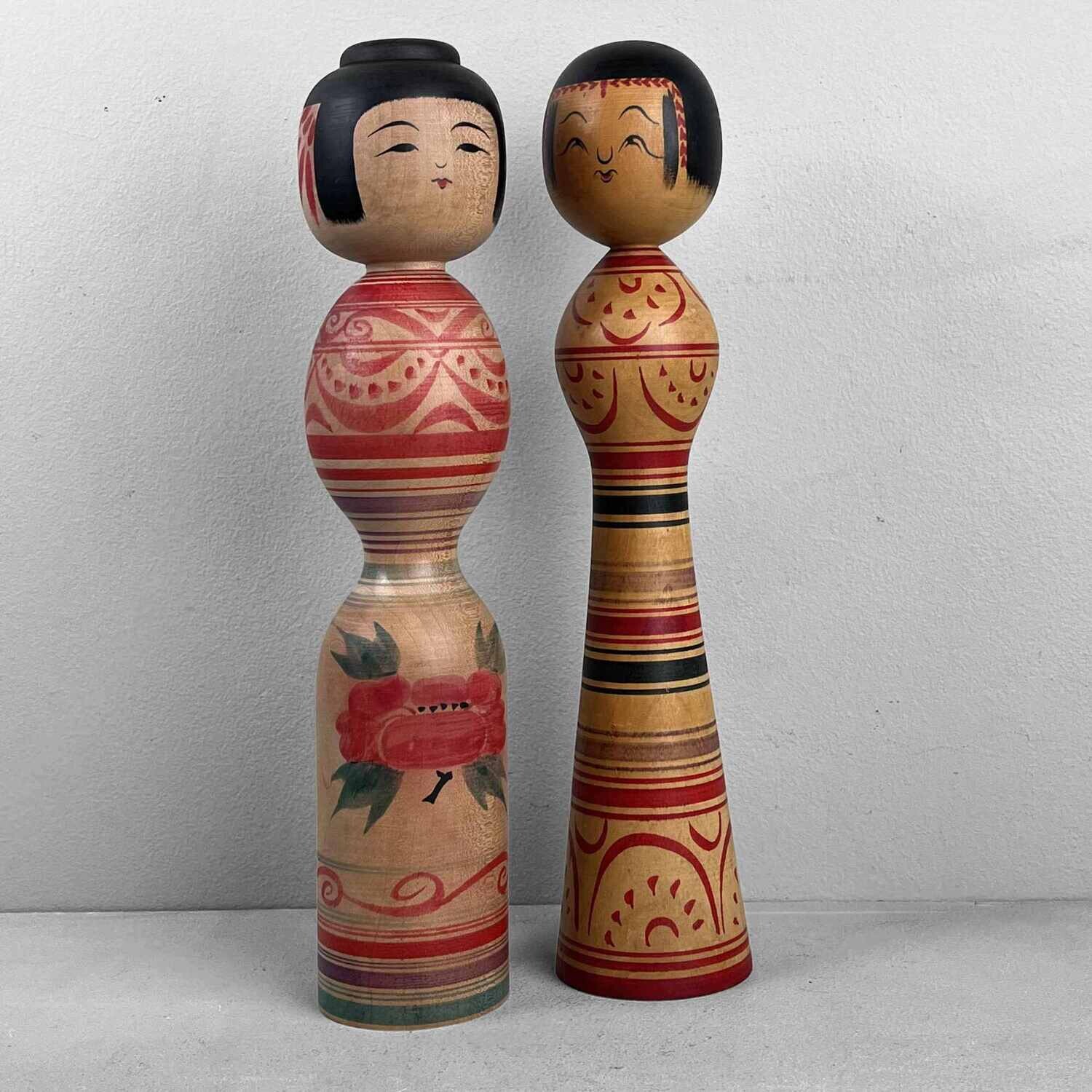 Tsugaru familie dento vintage kokeshi door Abo Muchihide en Okuse Tetsunori