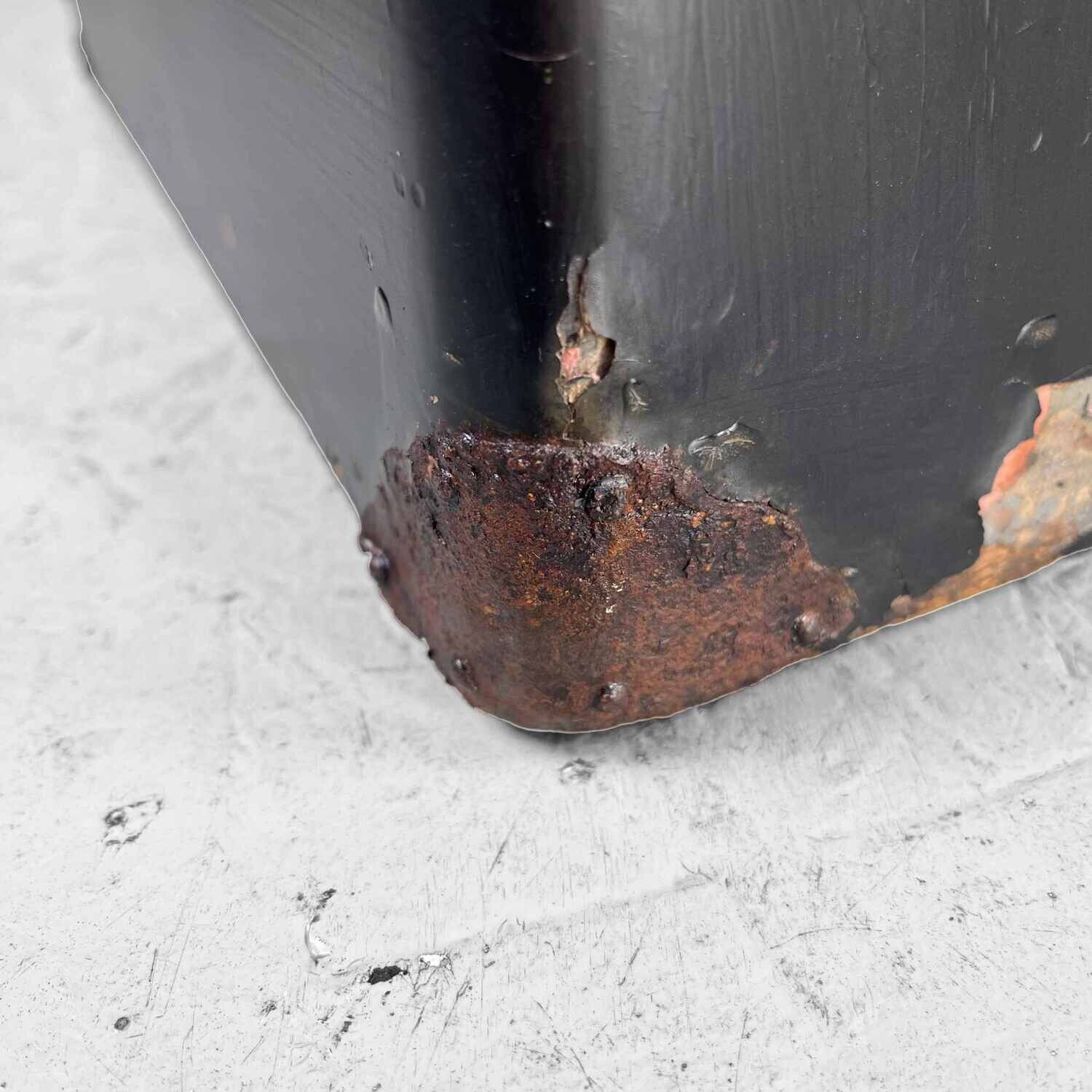 Antique Japanese Lacquer Travel Case (1868 - 1912)