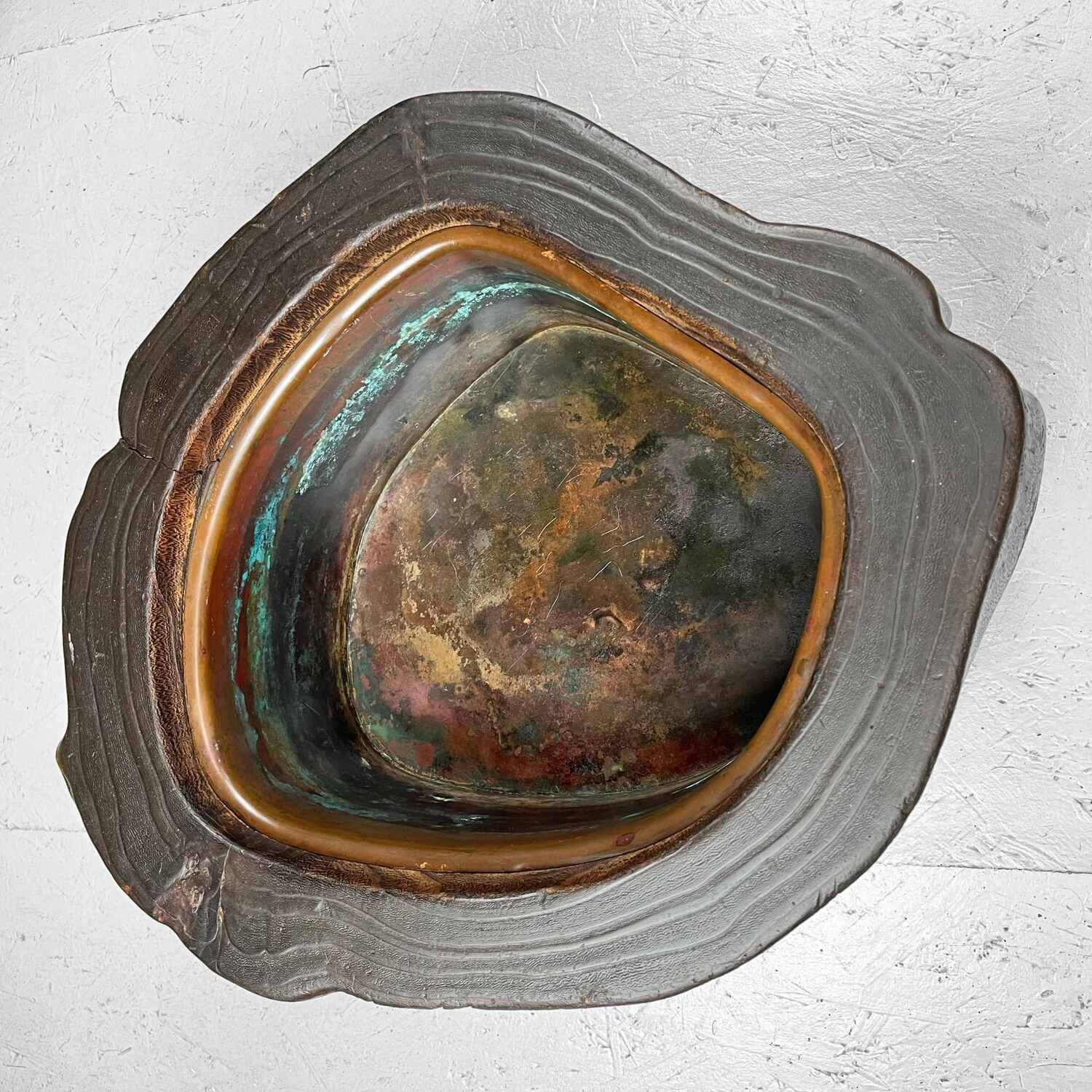 Tree trunk Hibachi - Wood, Copper - Japan - Meiji period (1868-1912)