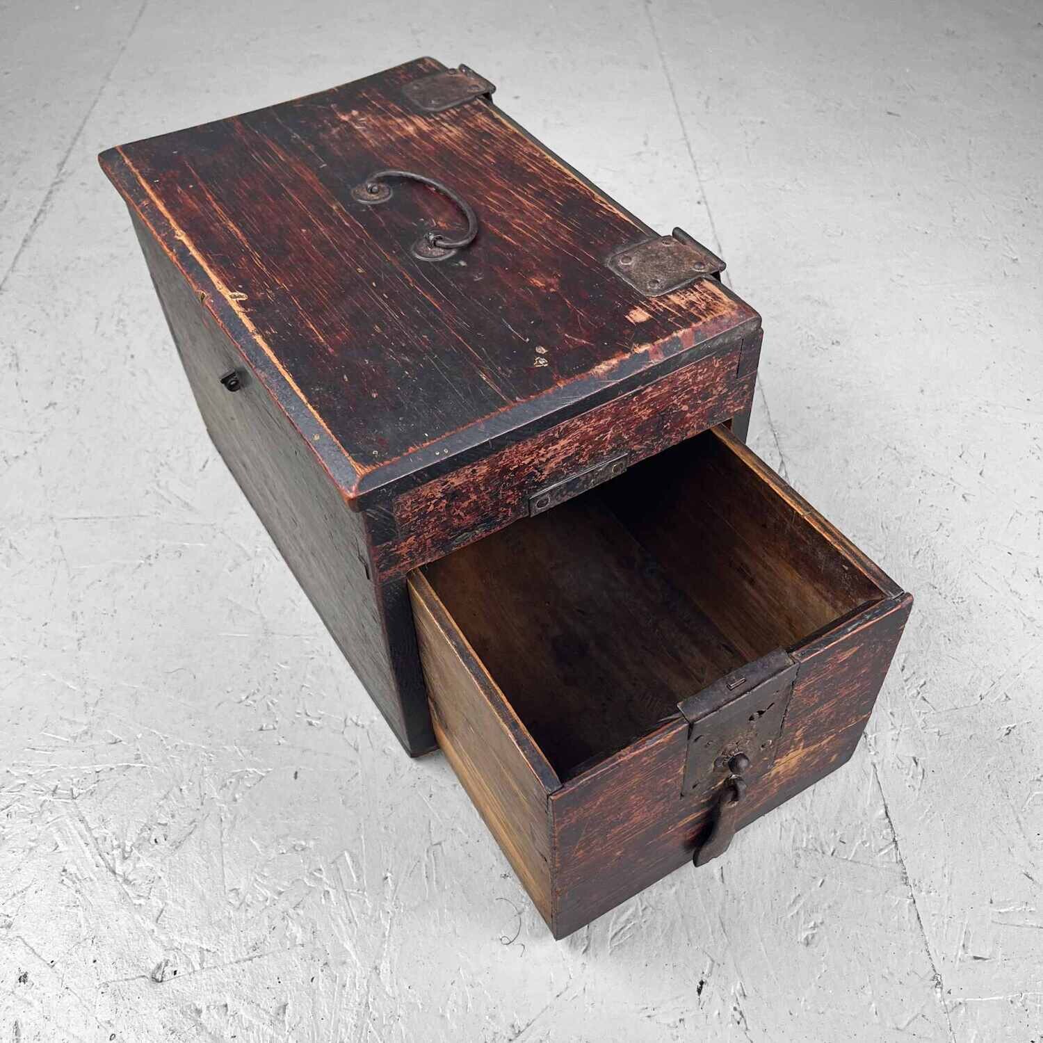 Antique Kake-suzuri (懸硯) Meiji era Japan