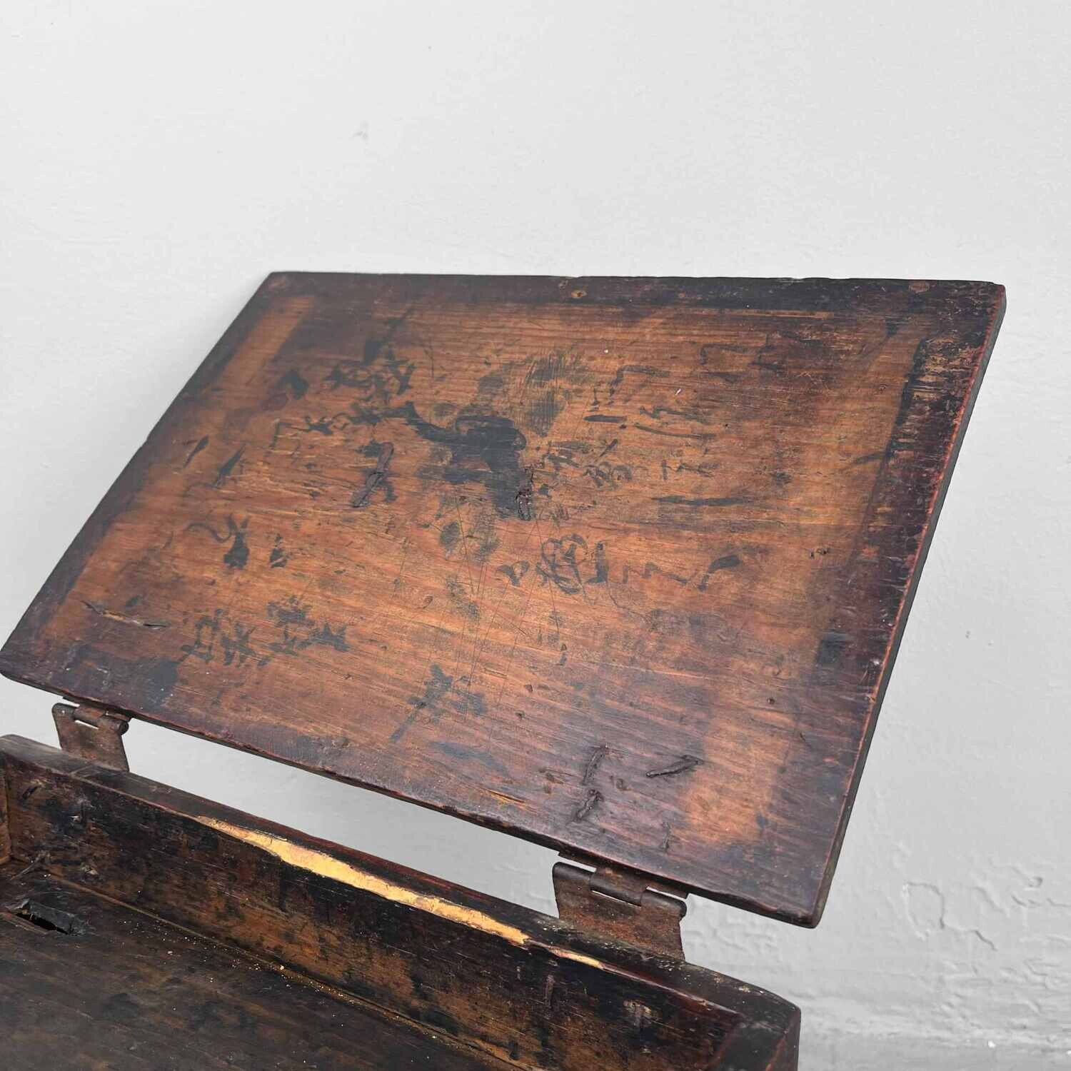 Antique Kake-suzuri (懸硯) Meiji era Japan