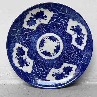 Imari ware Sometsuke Blue and White Porcelain Plate Japan.