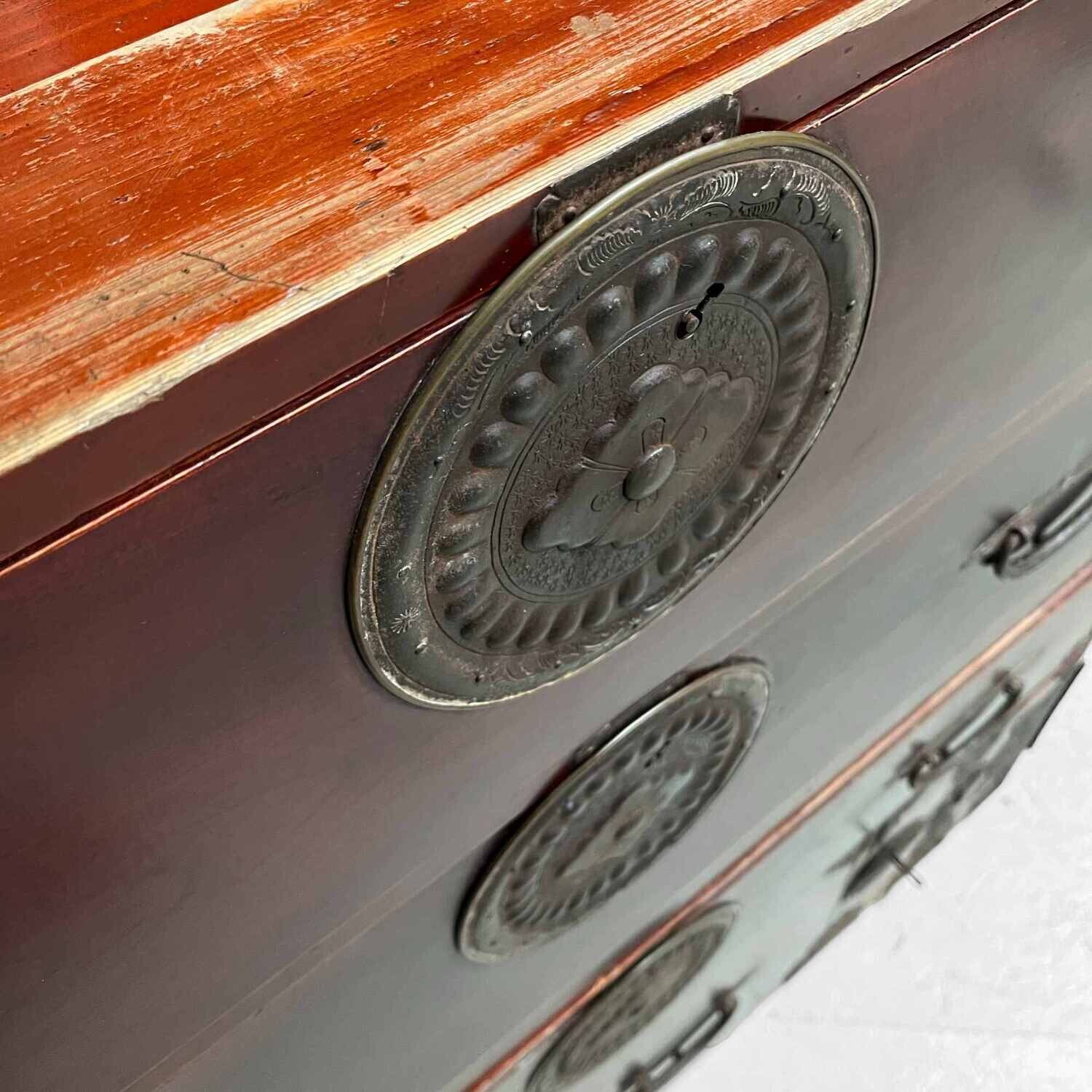 Large Nihonmatsu 二本松 Chest of Drawers Japan Meiji (1868-1912)