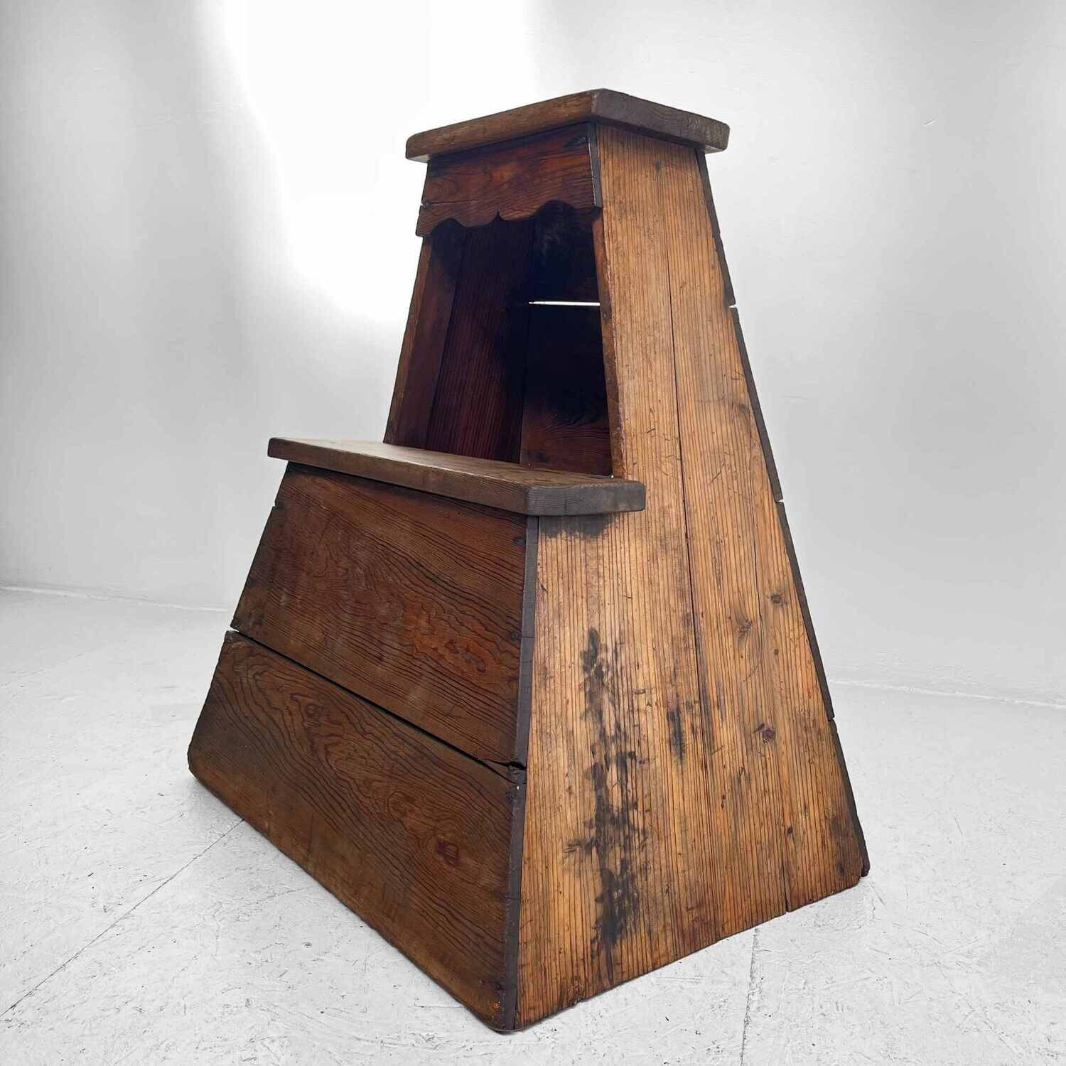 Minimalistische Fumidai, Grote Houten Opstap, Shōwa-periode, Japan.