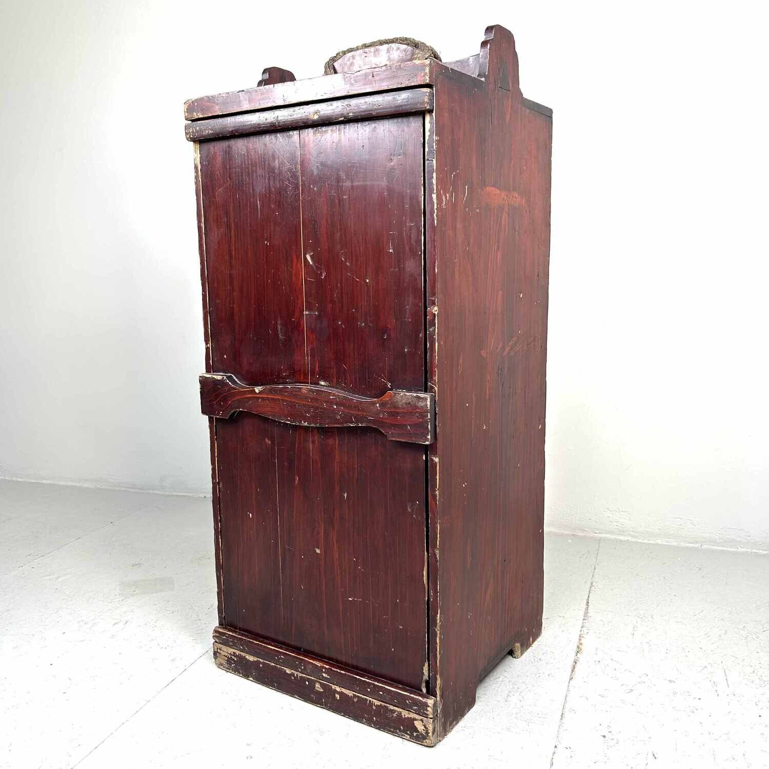 Transport box nuri-bako (塗り箱) for lacquerware, Japan, from the 1920s. (2)