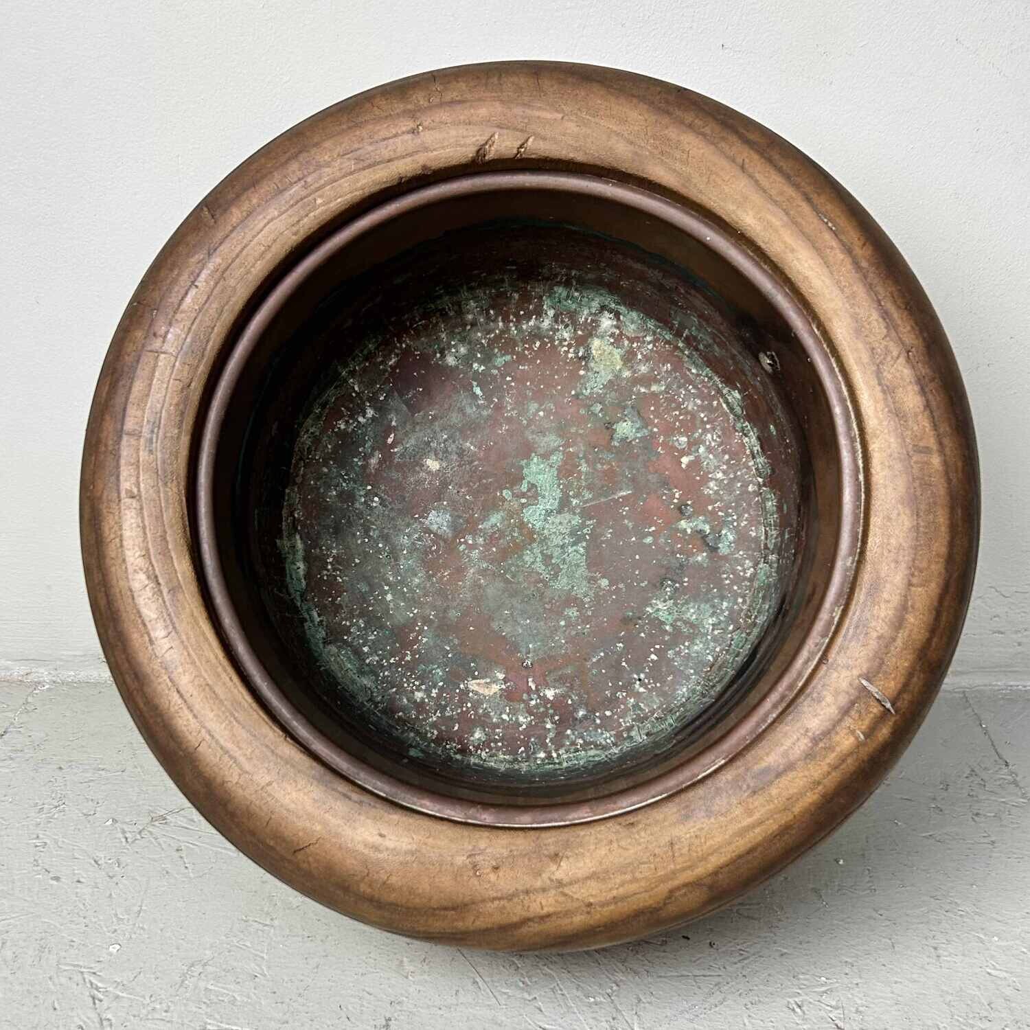 Traditional Hibachi (火鉢) / Japanese Firepot from the Meiji period.