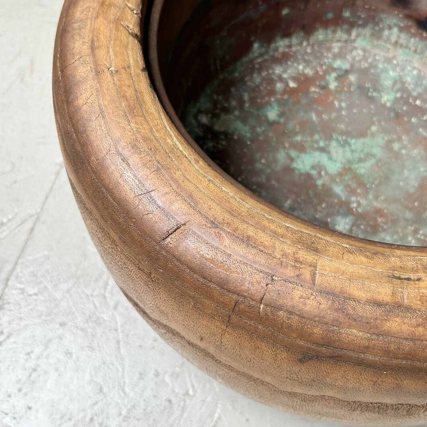 Traditional Hibachi (火鉢) / Japanese Firepot from the Meiji period.