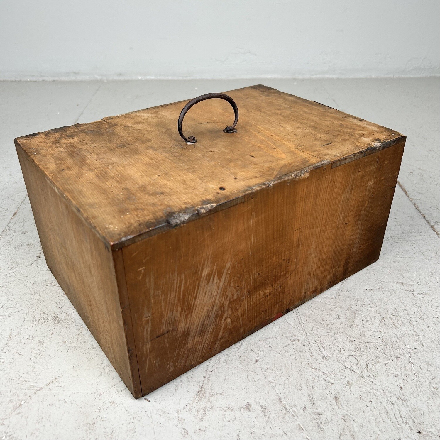 Antique Kake-suzuri (懸硯) from the Meiji period, Japan.