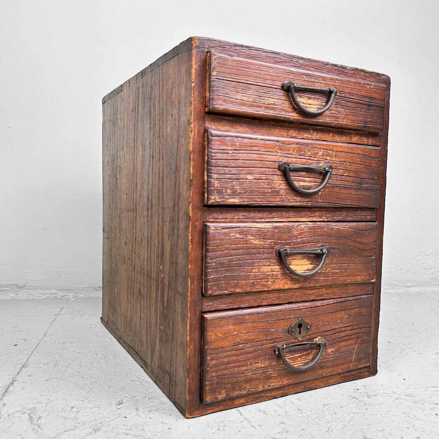 Antieke Haribako Tansu Japans Kastje  針 箱 Meiji periode