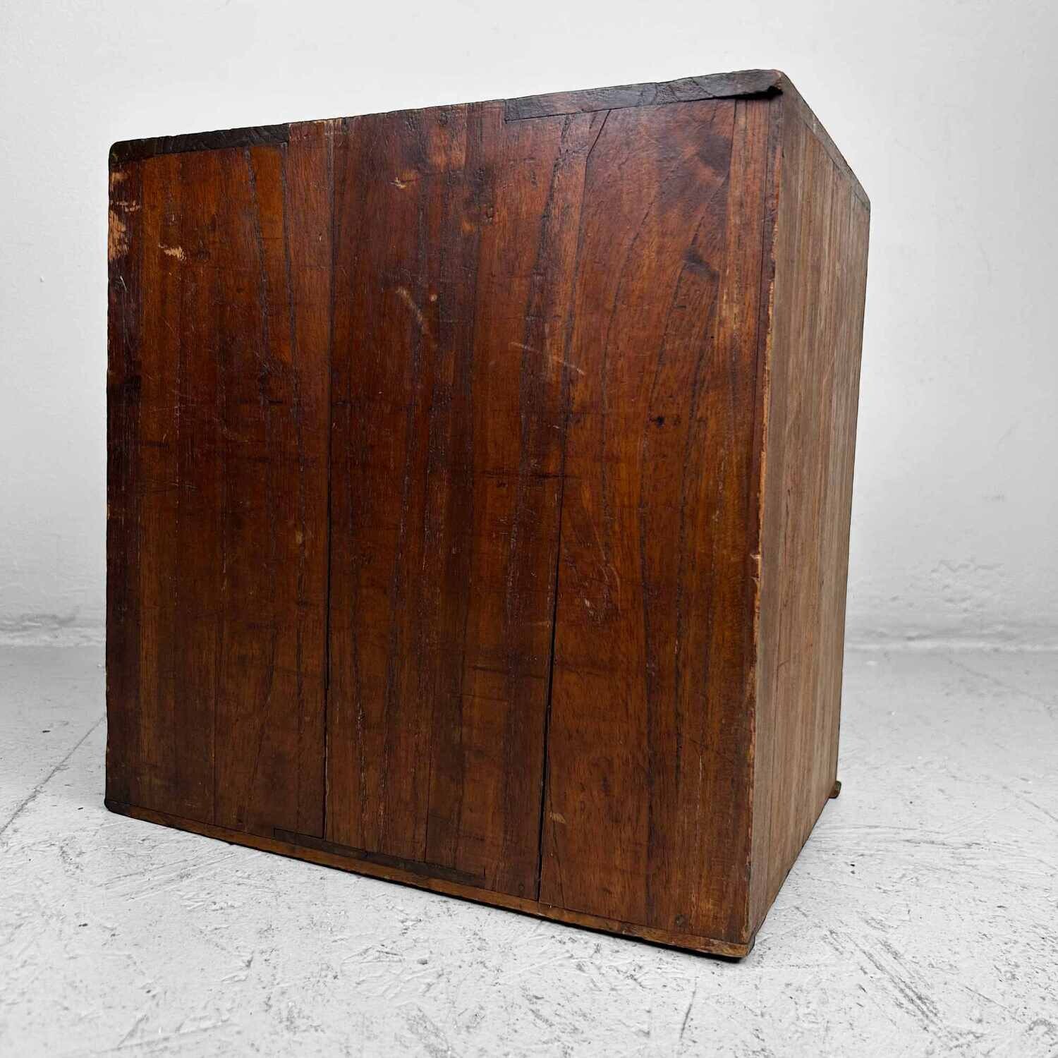 Antique Haribako Tansu: Japanese Cabinet from the Meiji Period 針箱