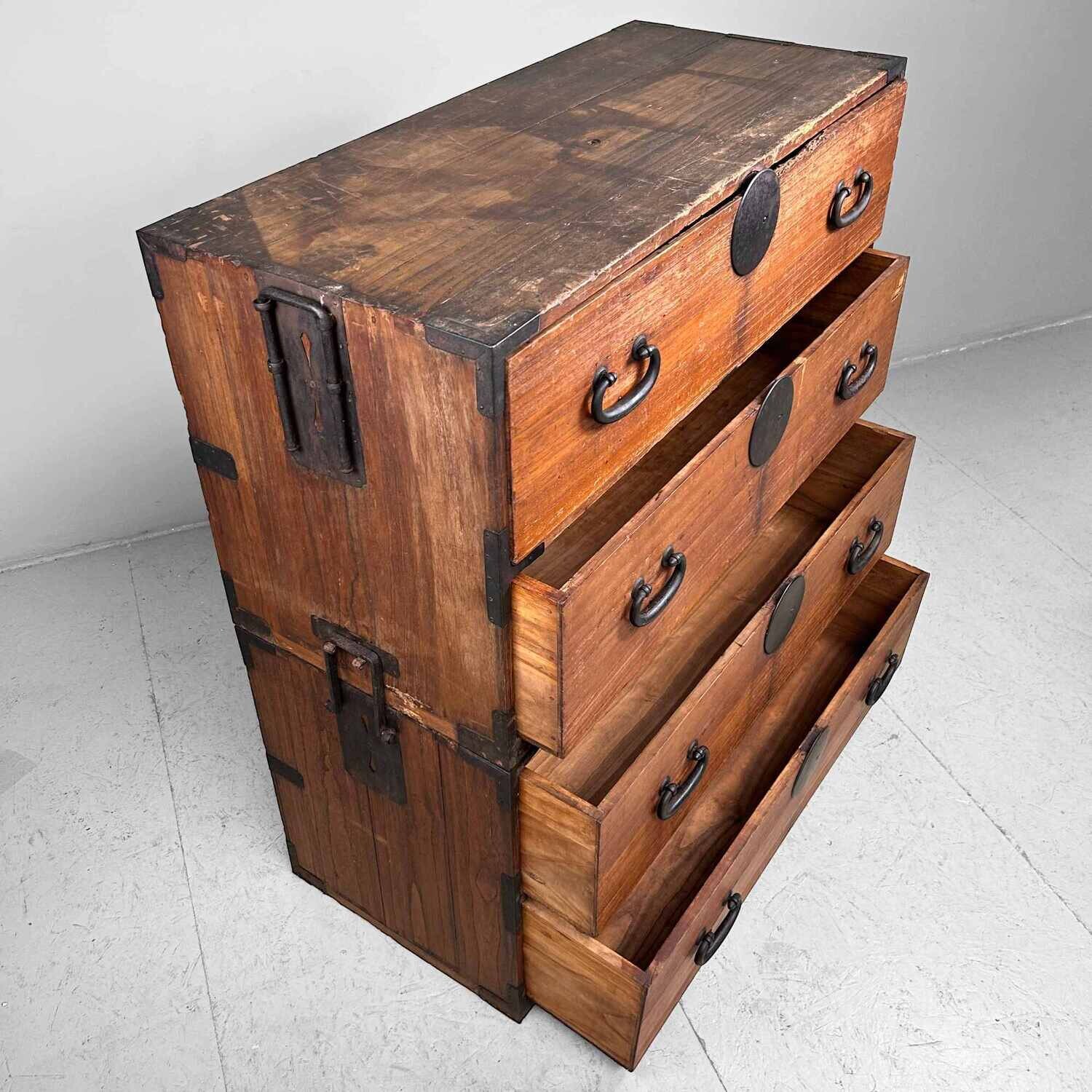 Japanse Isho-Dansu Kasane Kimonokast Meiji periode