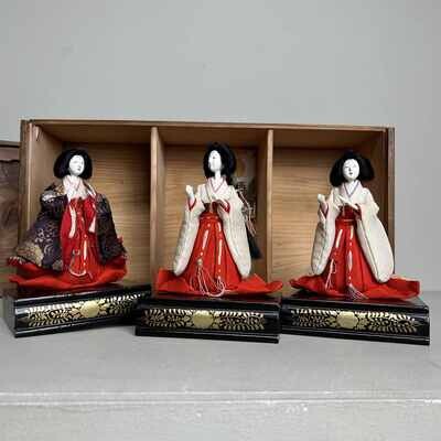 Set of 3 Vintage Ladies-in-waiting Hina Dolls, Meiji, Tokyo