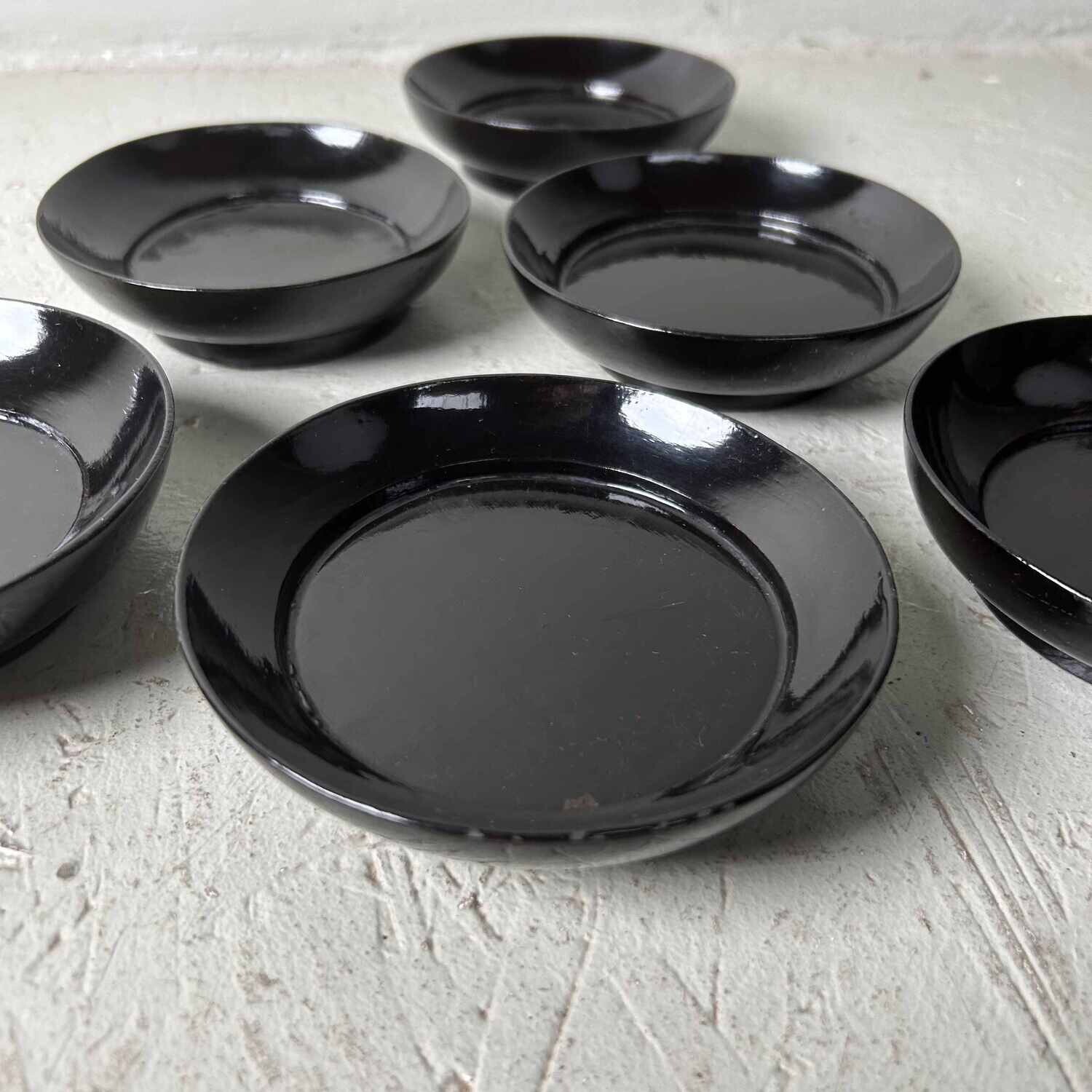 Japanese Utsuwa (器) Lacquer Serving Plates (6) Meiji Era