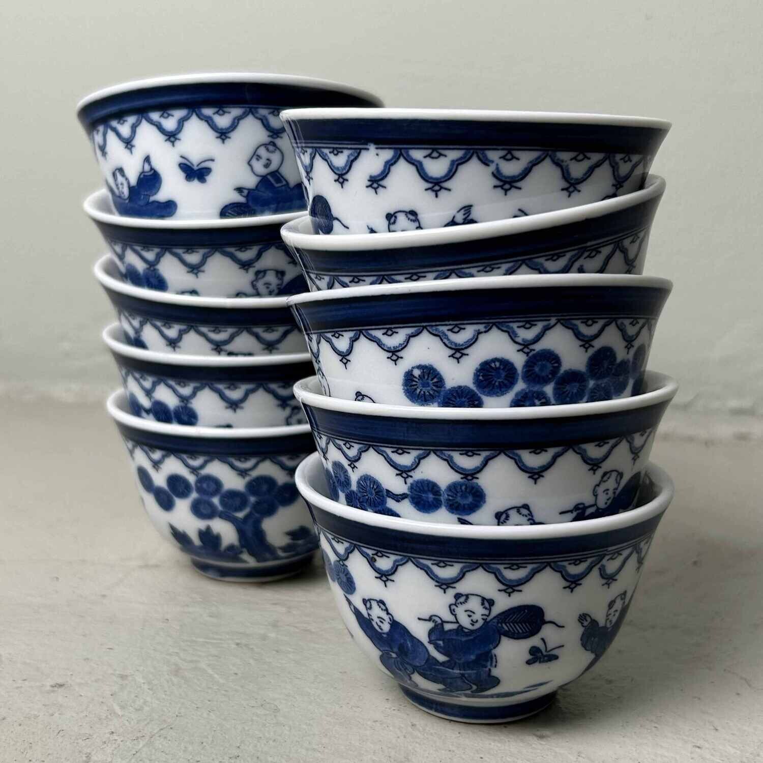Sencha cups Thee Porselein - Karako Chasing Butterflies 1930s Japan