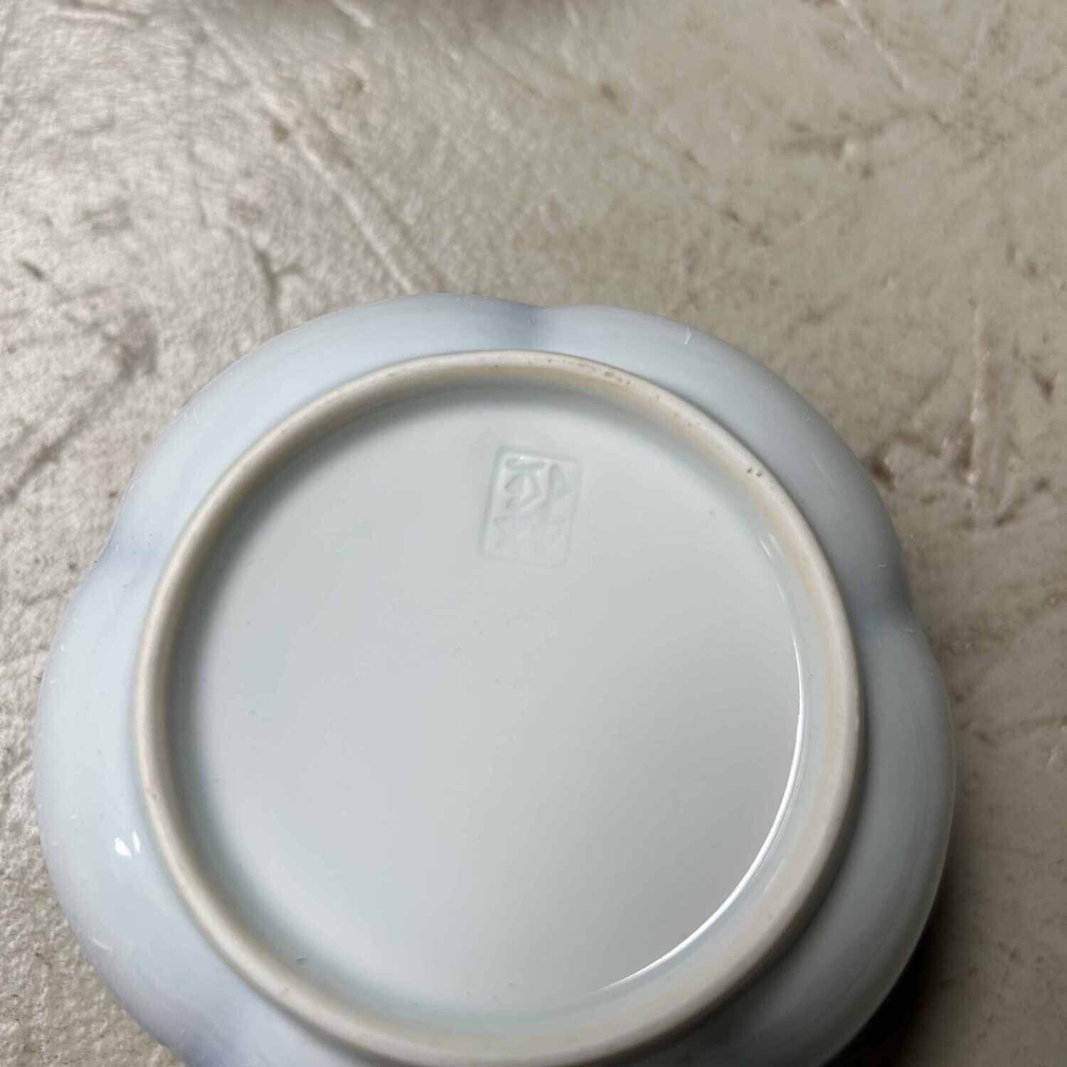 Arita (有田焼) Hasami (波佐見焼) kommen-set, jaren '70, Japan