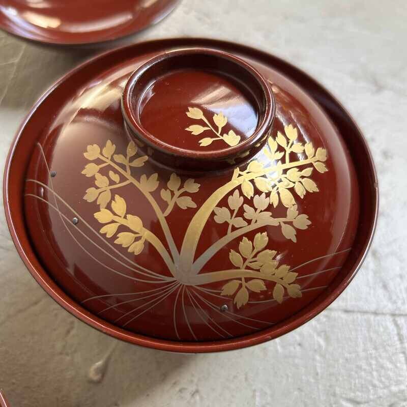 Urushi Maki-e Rice Bowls, Japan, Shōwa period (昭和時代).