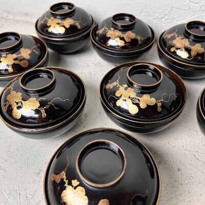 Urushi Maki-e Rice Bowl with lid, Japan (1912-1926).