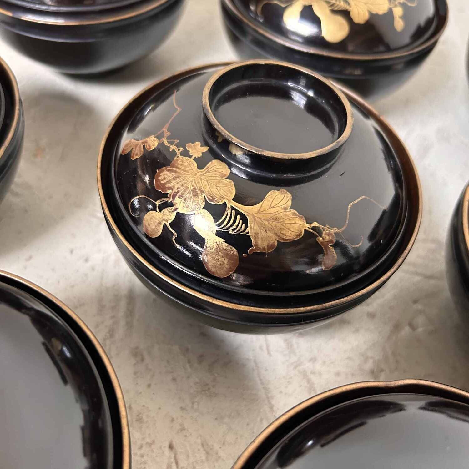 Urushi Maki-e Rijstkom met deksel Japan Taishō [大正](1912-1926)