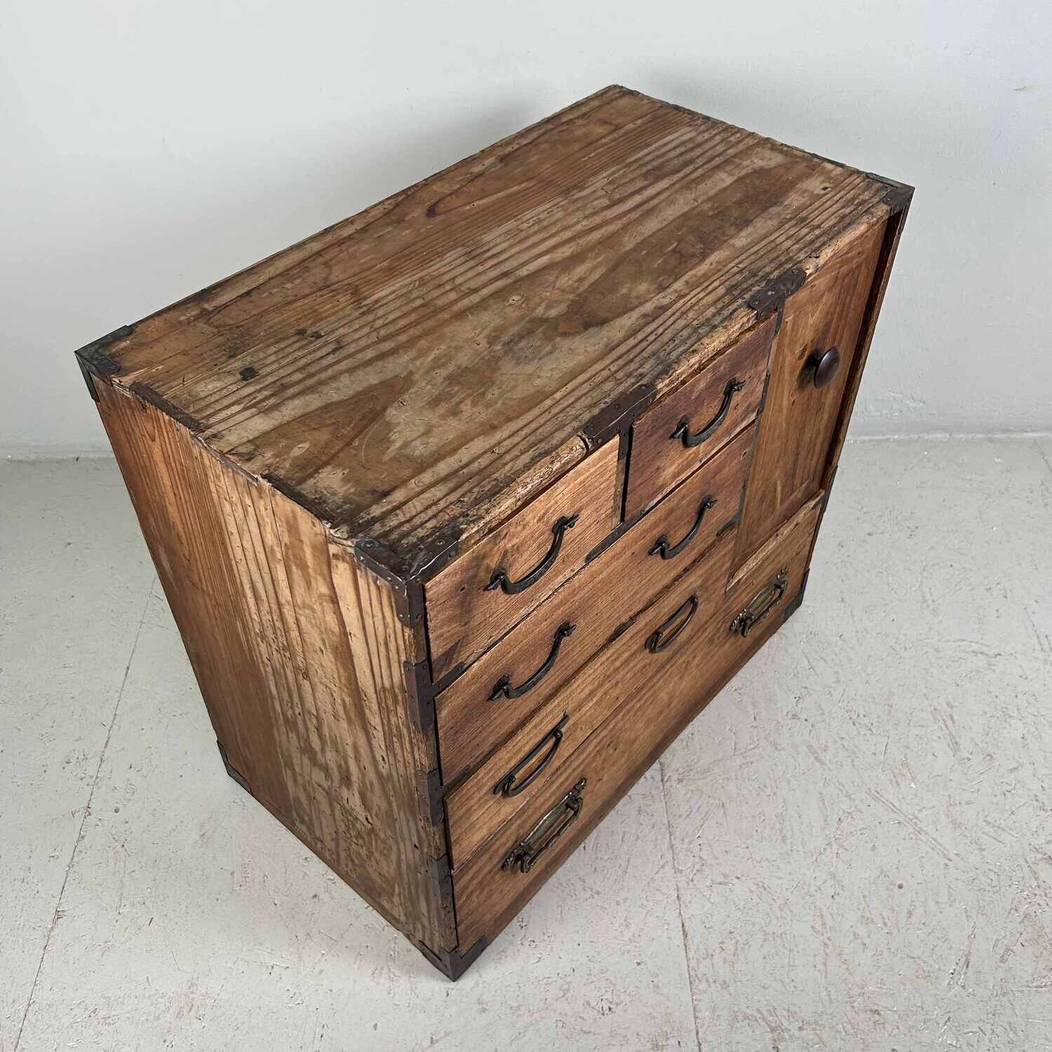 Japanse Ladekast Tansu, Taishō periode.