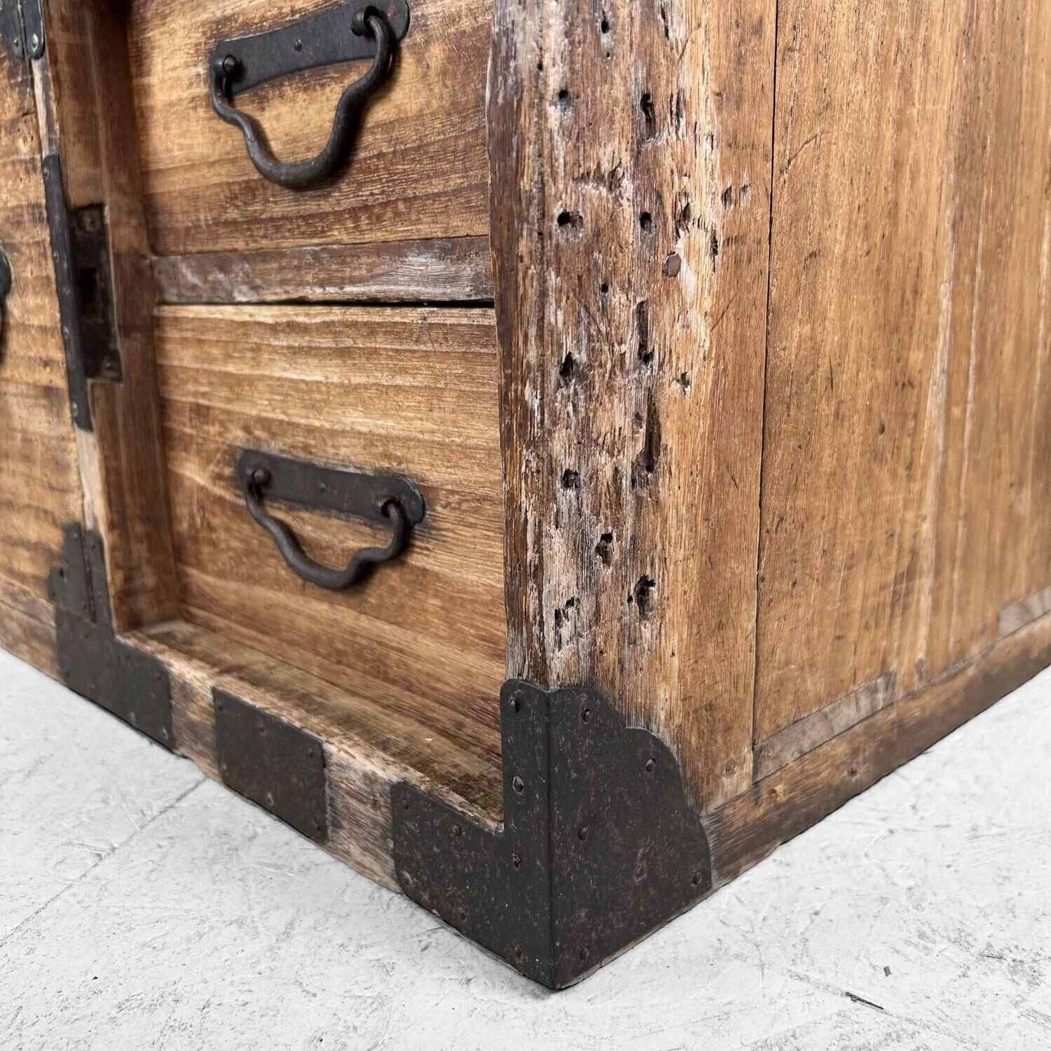 Lage Japanse Tansu Ladekast, Taishō [大正], Japan.