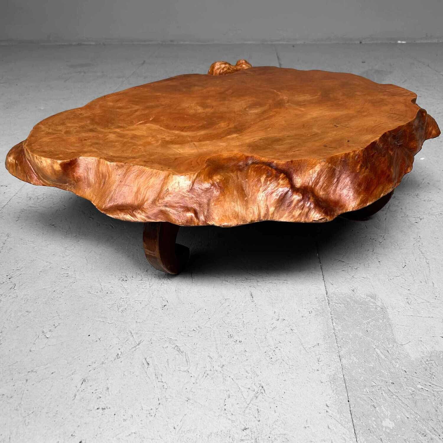 Yakusugi (屋久杉​) Burl Wood Plant Stand, Japan, jaren '50.