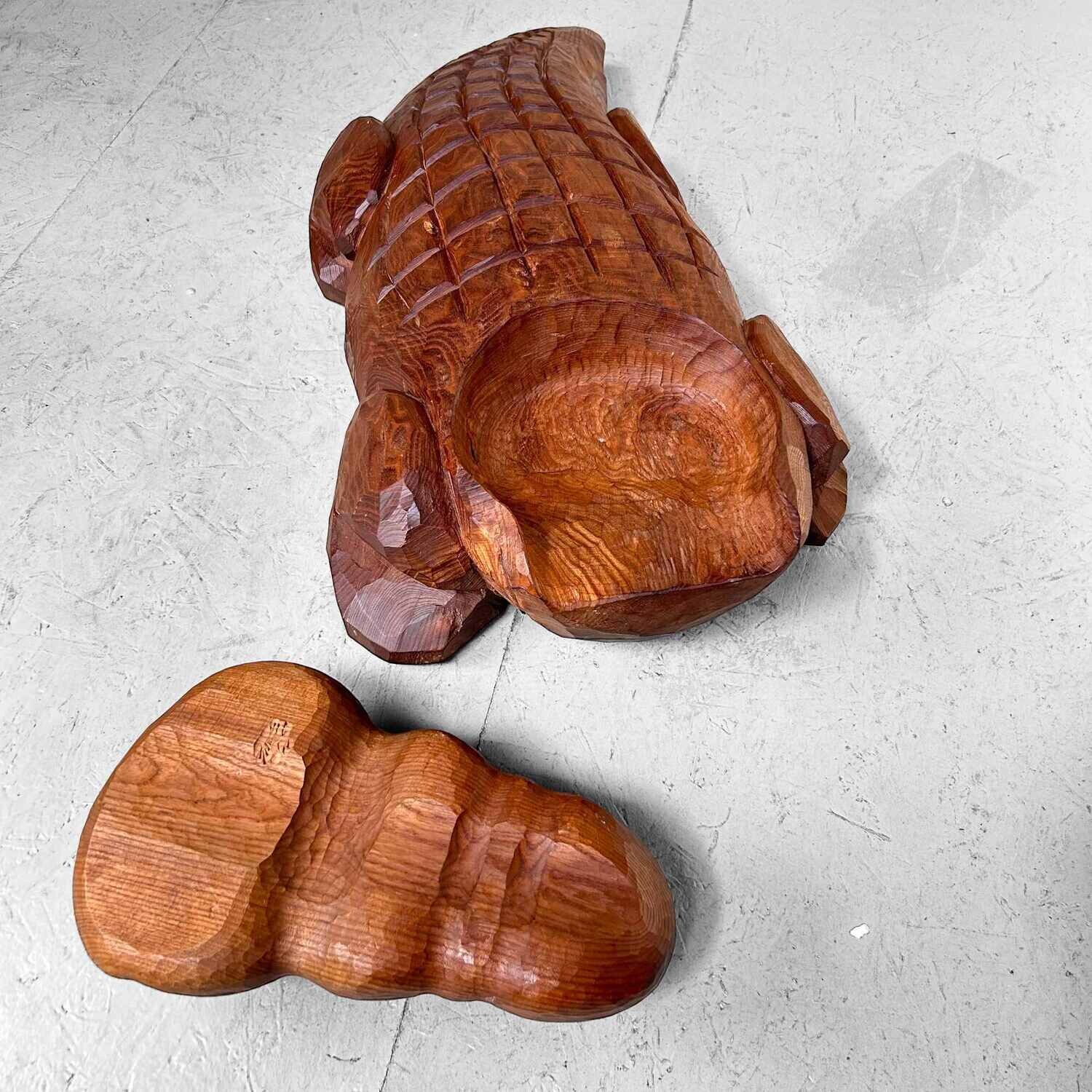 Decoratieve Krokodil Houtsnijwerk Japan 2004