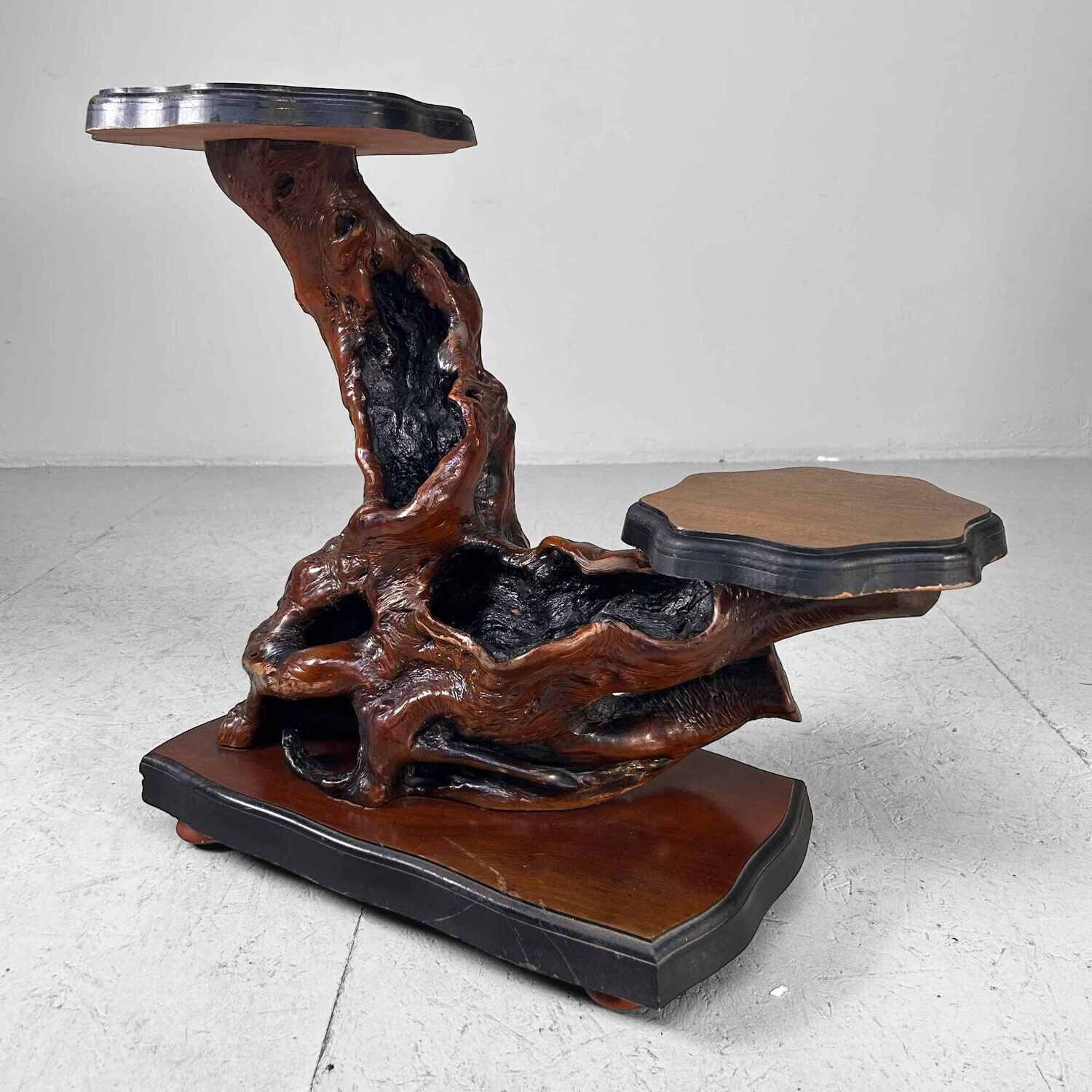 Japanese Burl Wood Plant Stand from the Taishō Period. Japanese Burl Wood Plant Stand from the Taishō Period.