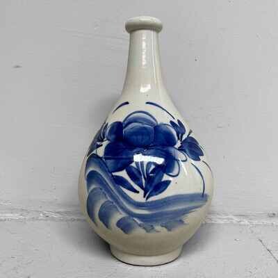 Porcelain Tokkuri Sake Ko-Imari 古伊万里焼 Meiji Japan