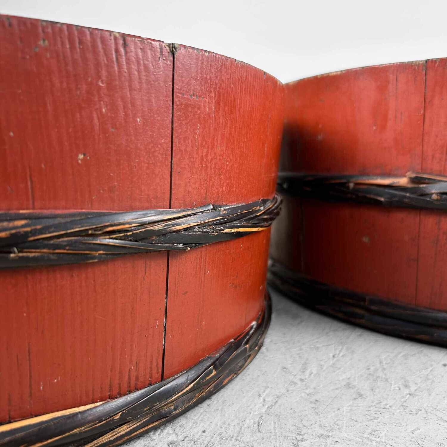 Set of Japanese Lacquered Wooden Tubs, Late Taisho Era.
