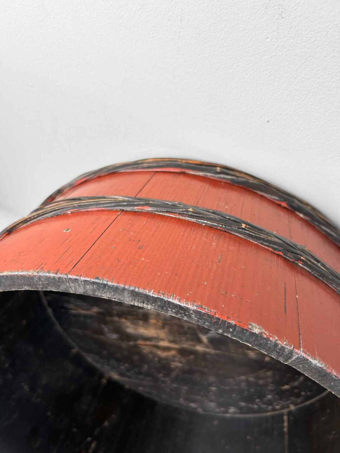 Set of Japanese Lacquered Wooden Tubs, Late Taisho Era.