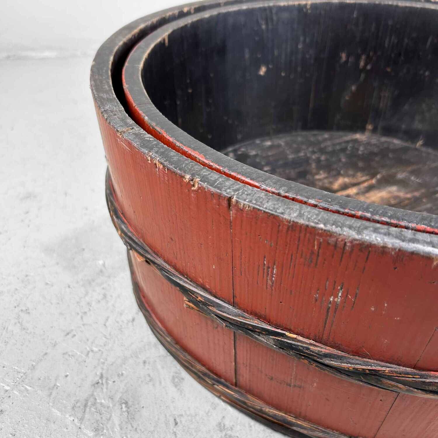 Set of Japanese Lacquered Wooden Tubs, Late Taisho Era.