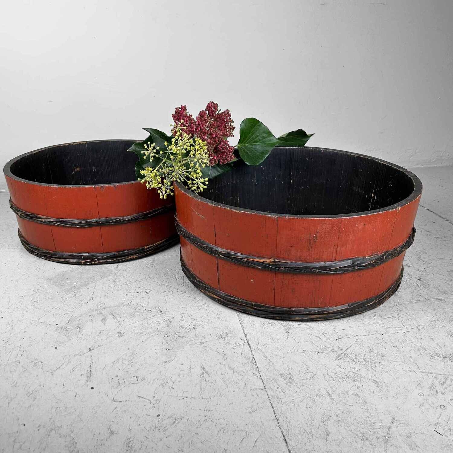 Set of Japanese Lacquered Wooden Tubs, Late Taisho Era.