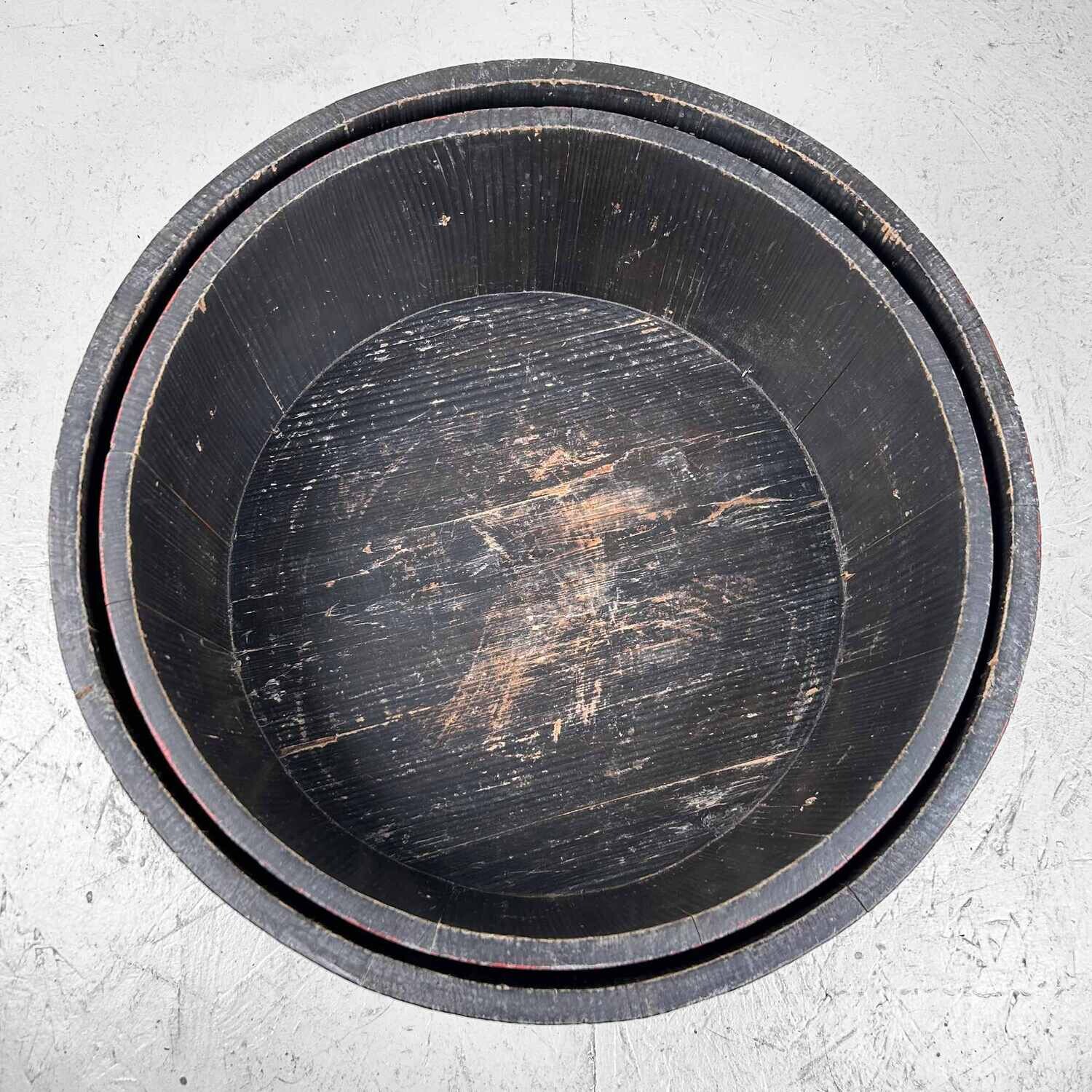 Set of Japanese Lacquered Wooden Tubs, Late Taisho Era.
