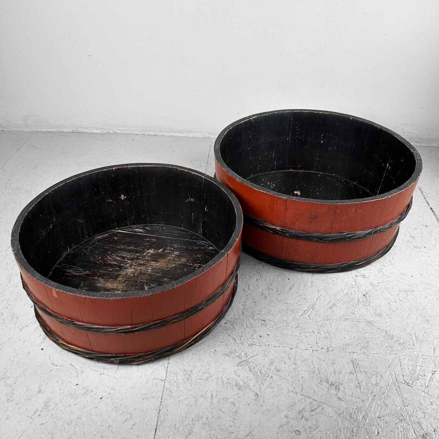 Set of Japanese Lacquered Wooden Tubs, Late Taisho Era.