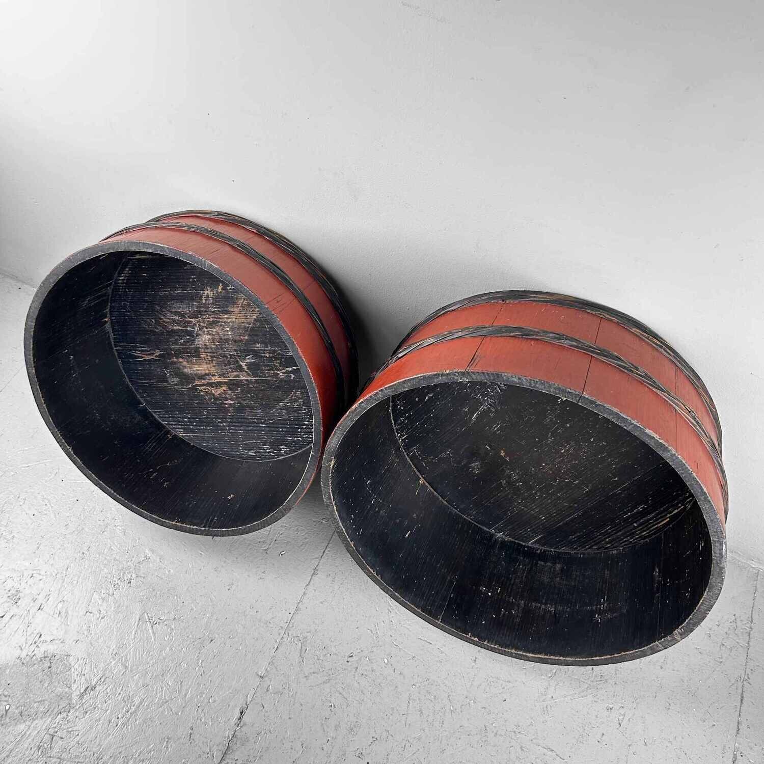 Set of Japanese Lacquered Wooden Tubs, Late Taisho Era.
