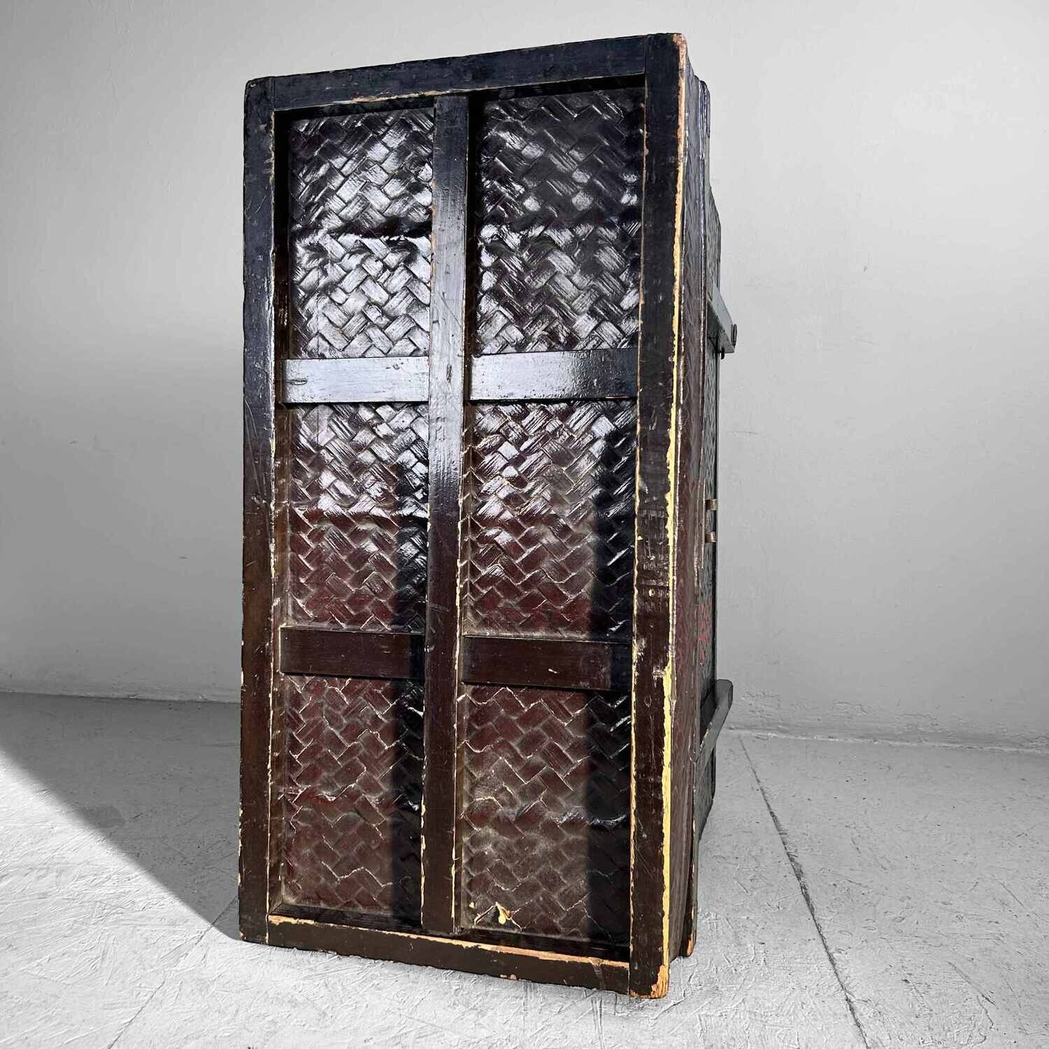 Traditional Tsuzura (筒簓) Kimono Basket, early Shōwa era, Japan.