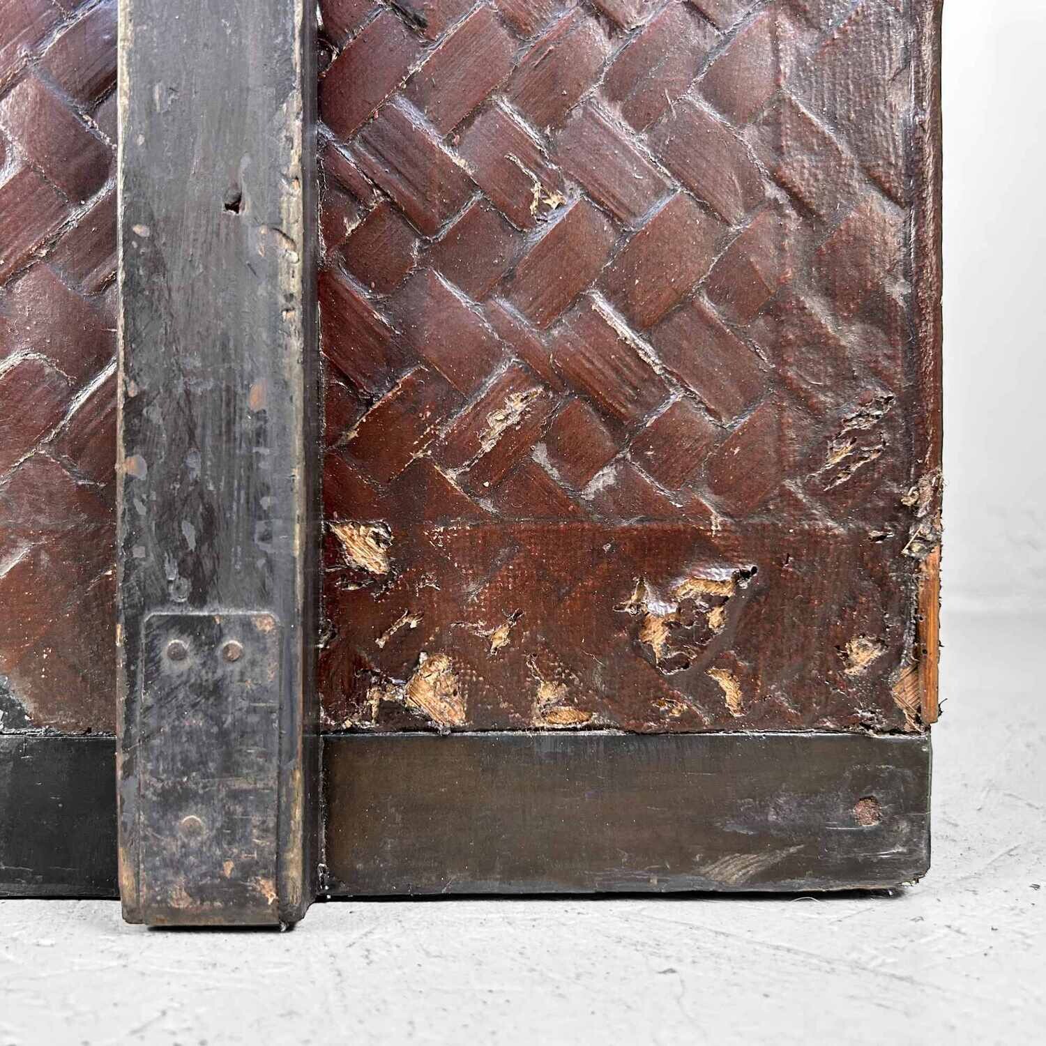 Traditional Tsuzura (筒簓) Kimono Basket, early Shōwa era, Japan.