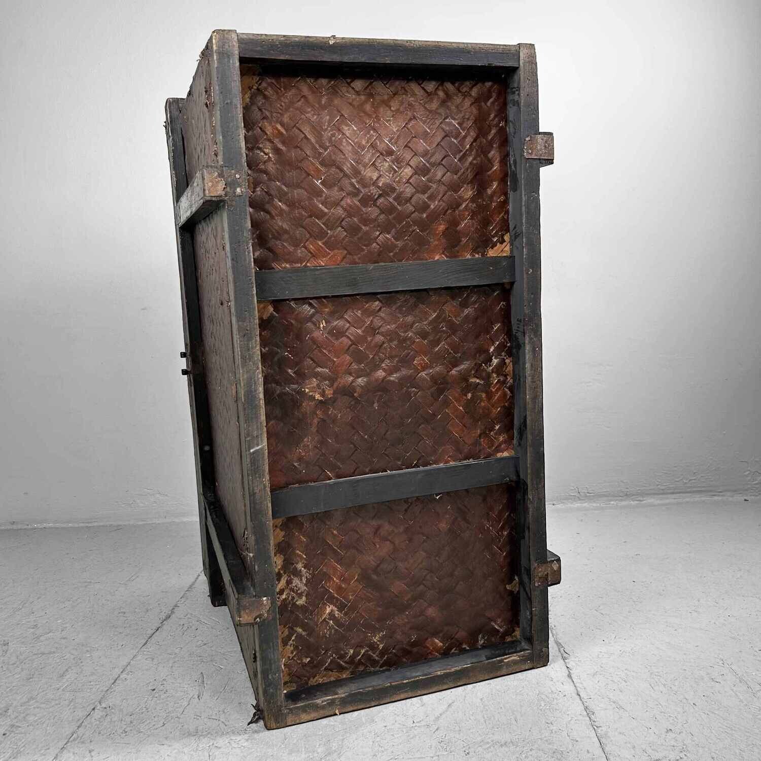 Traditional Tsuzura (筒簓) Kimono Basket, early Shōwa era, Japan.