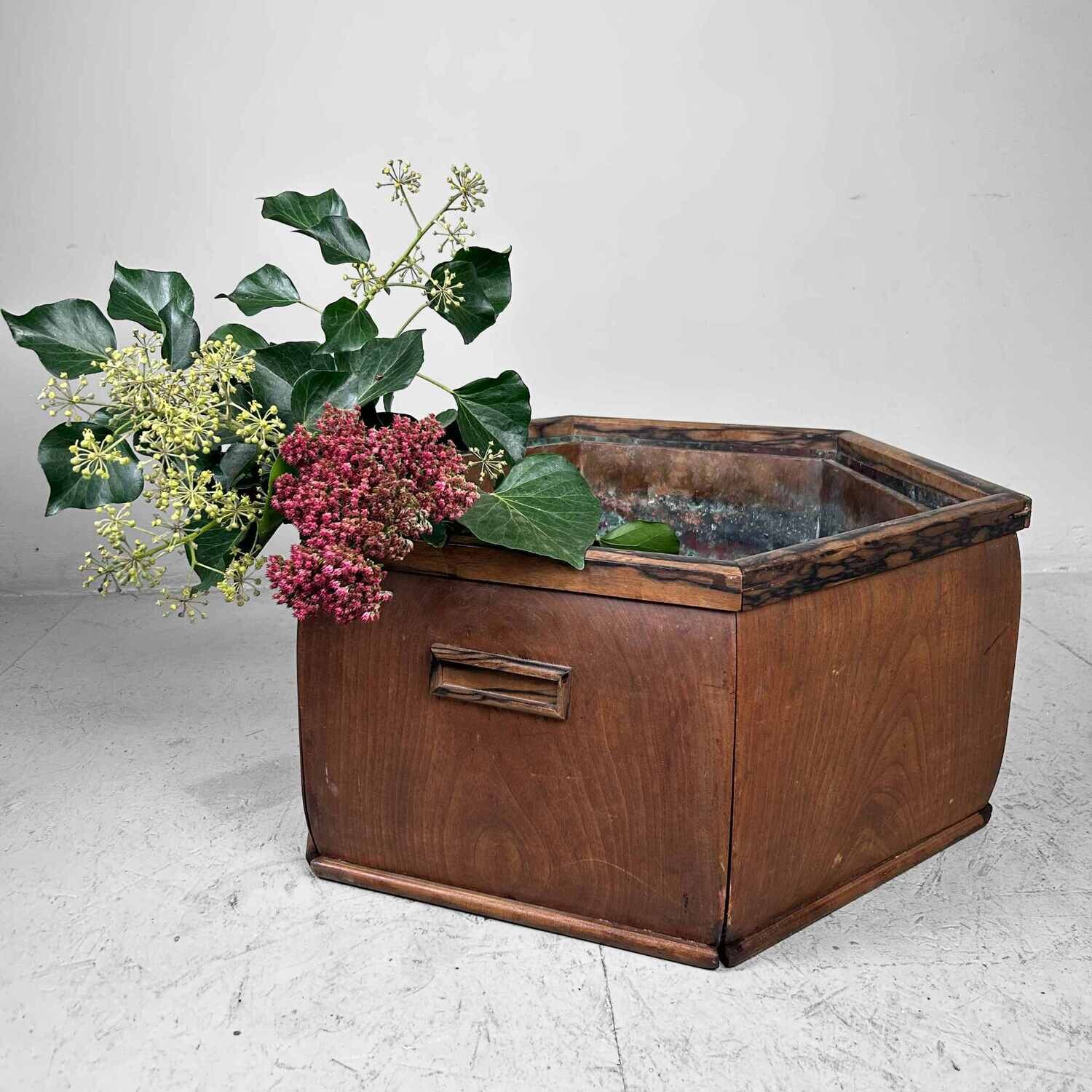 Hibachi (火鉢) / Japanese Fire Pot, Meiji Period.