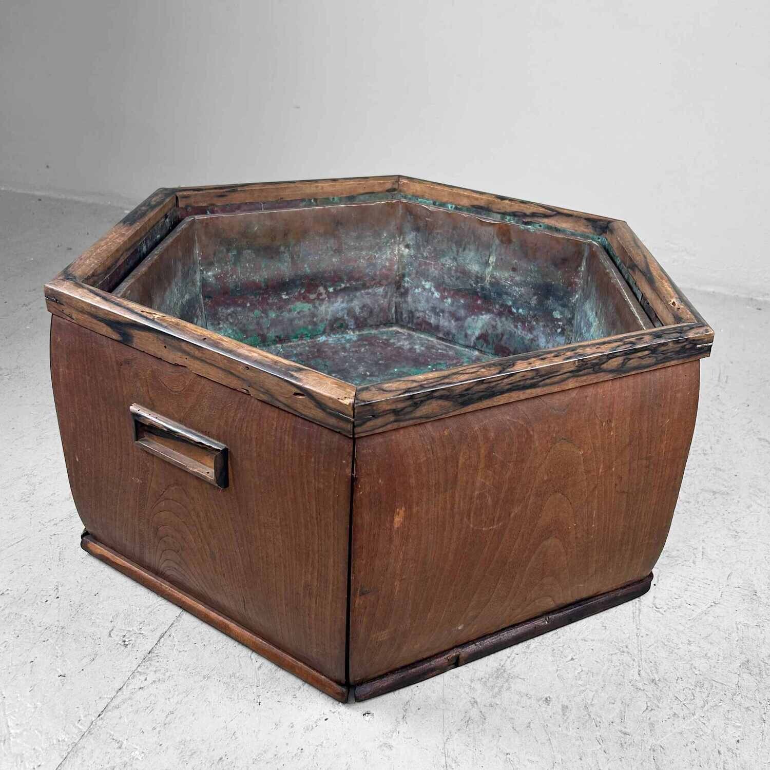 Hibachi (火鉢) / Japanese Fire Pot, Meiji Period.