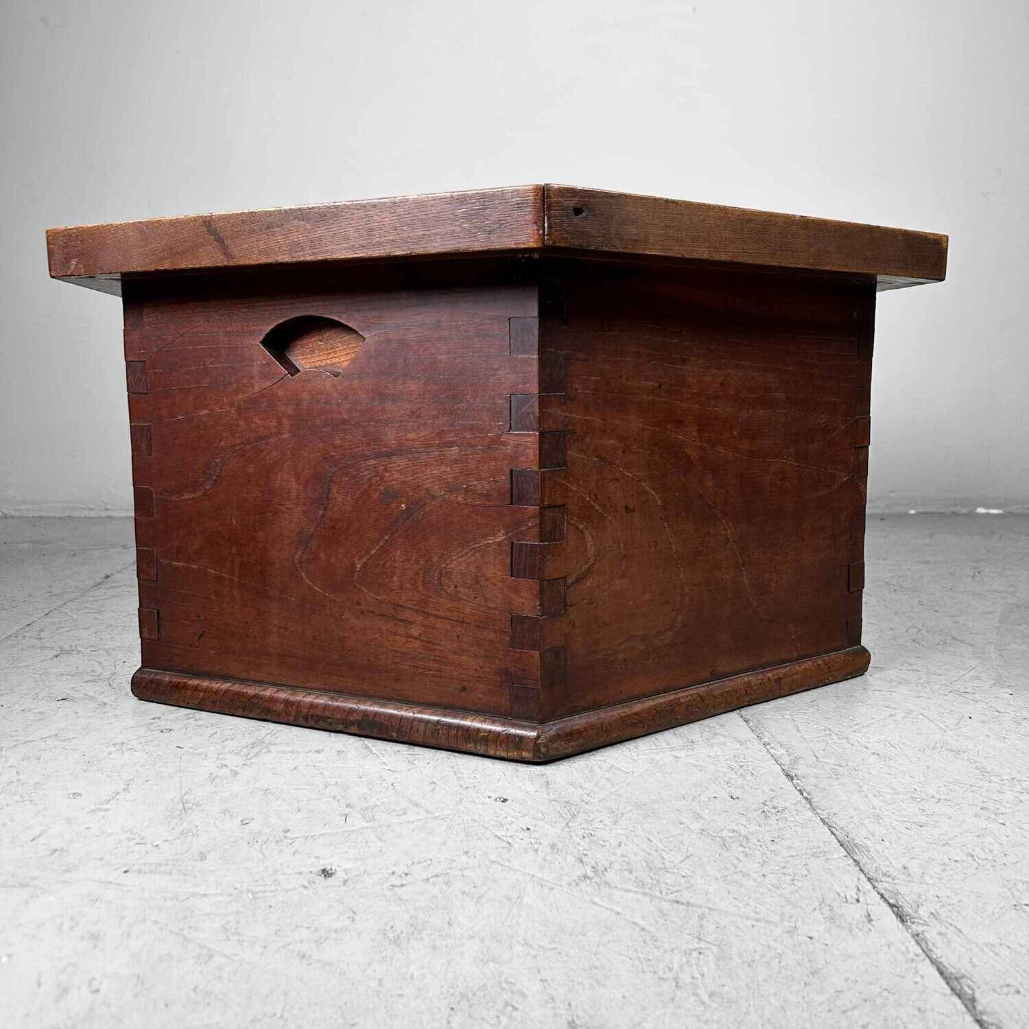 Hibachi 火鉢 / Japanse Vuurpot, Taishō-periode.