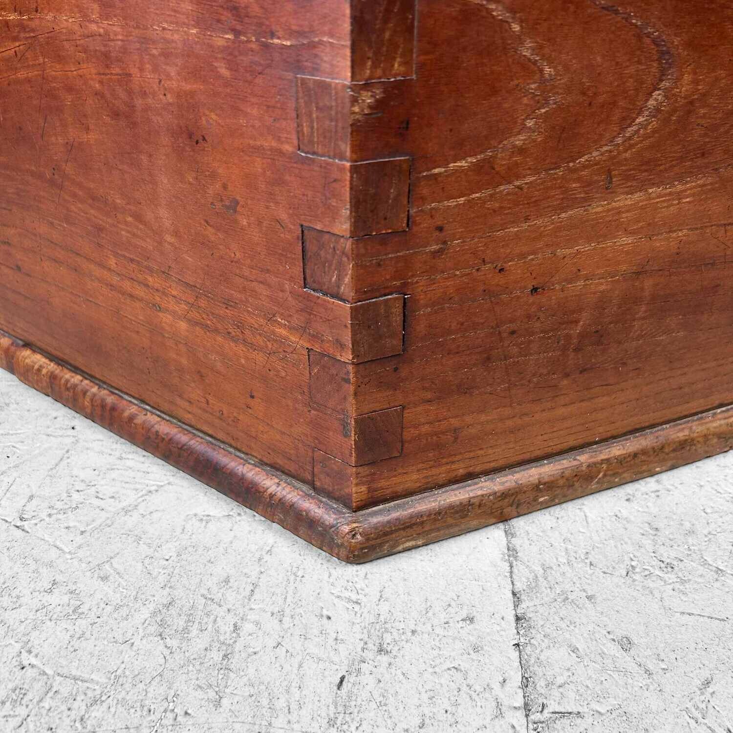 Hibachi 火鉢 / Japanse Vuurpot, Taishō-periode.